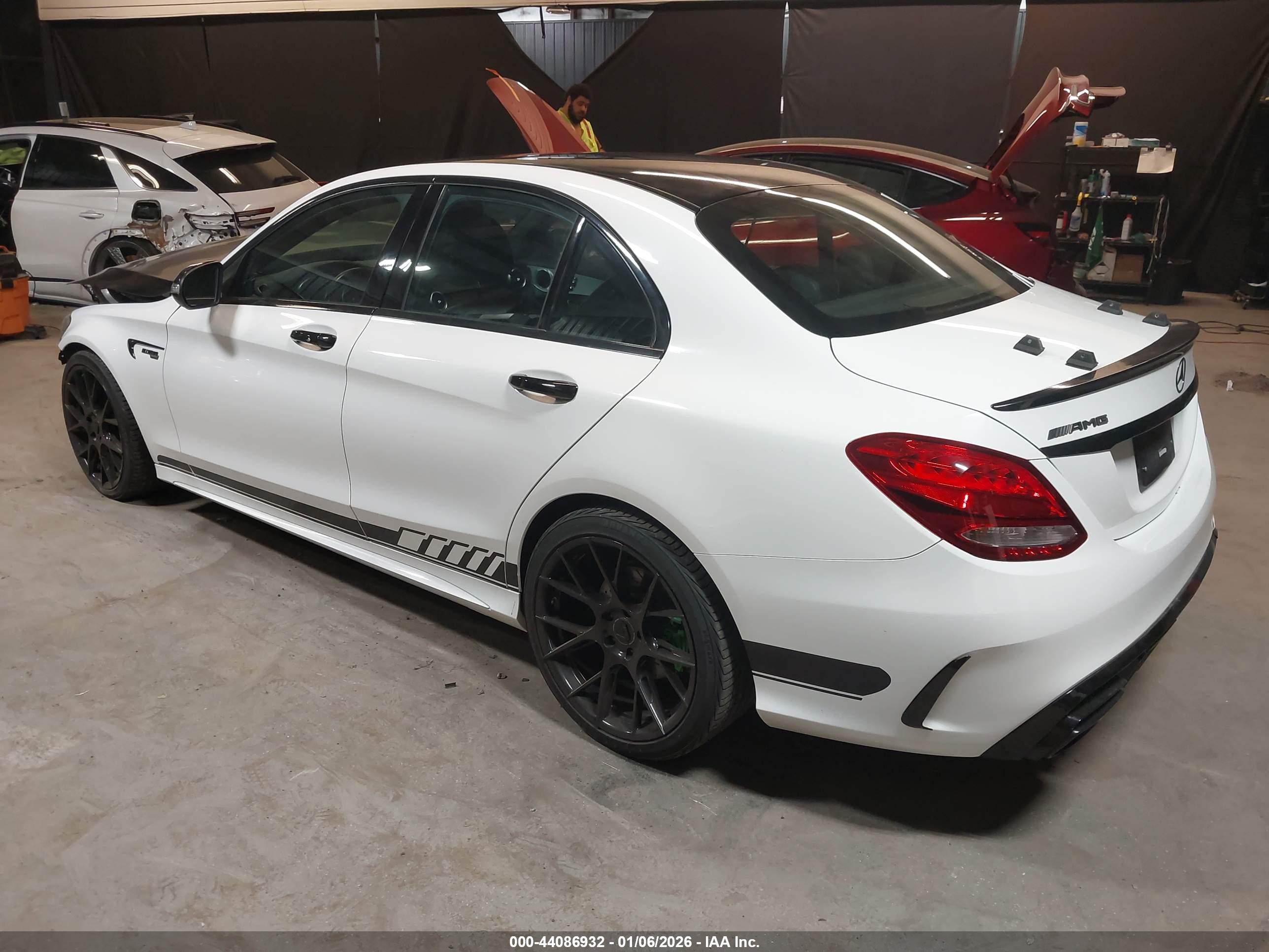 MERCEDES-BENZ C image 3