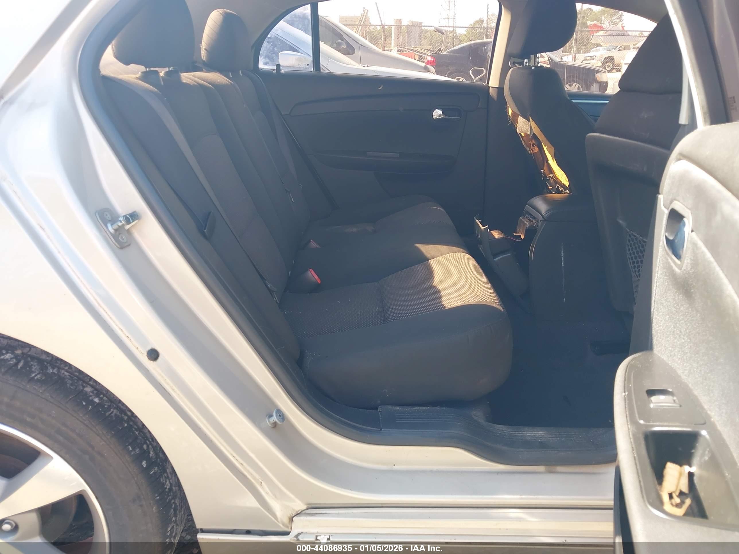 CHEVROLET MALIBU image 8