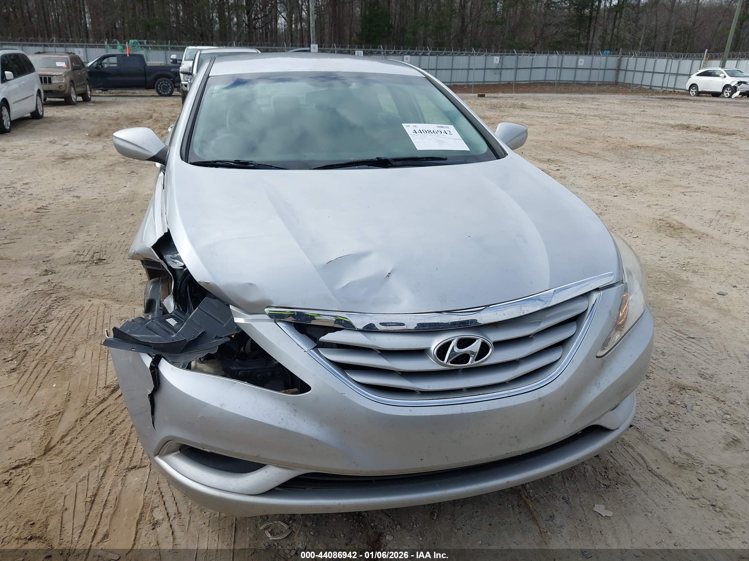 HYUNDAI SONATA image 6