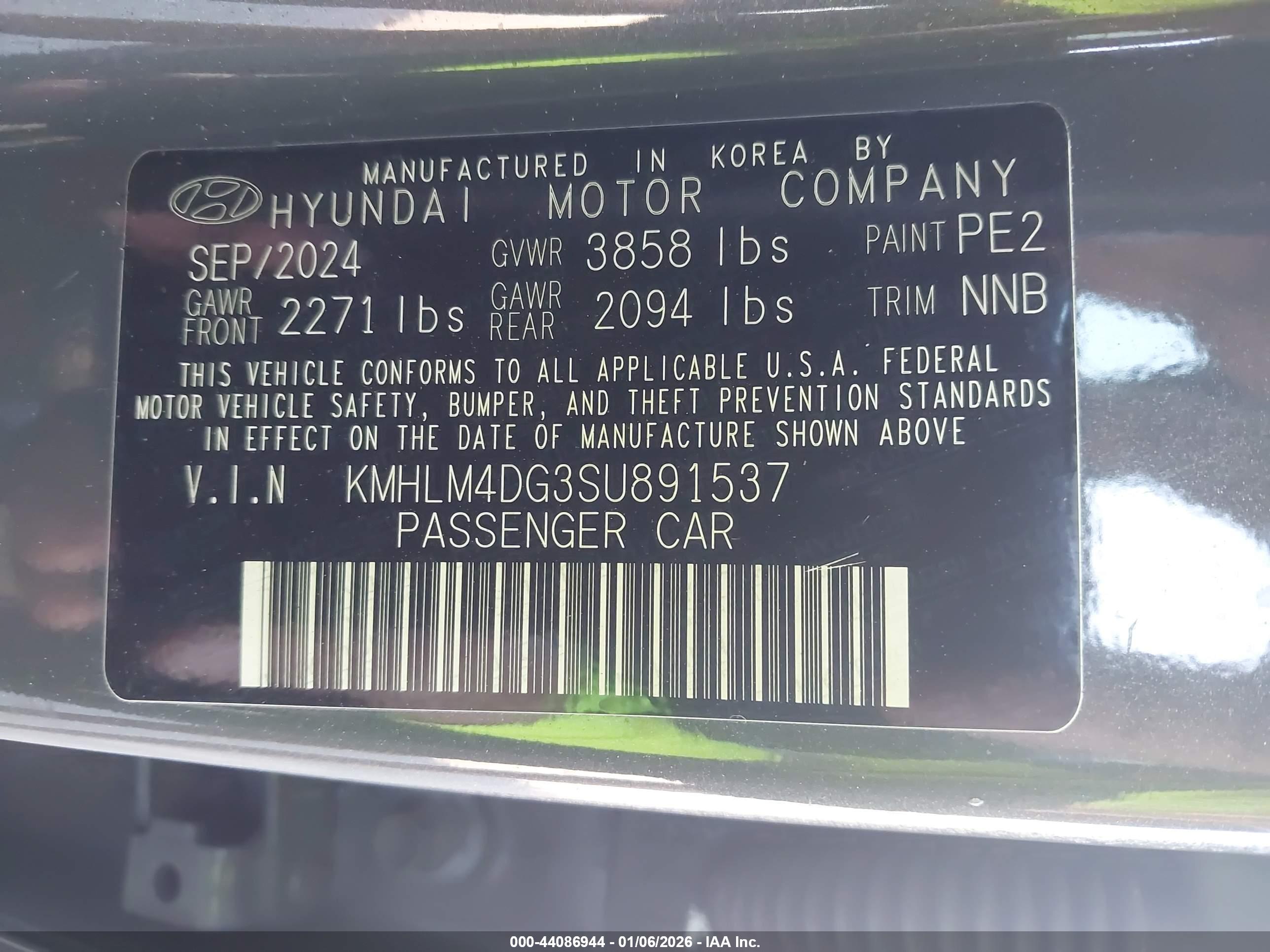 HYUNDAI ELANTRA image 9