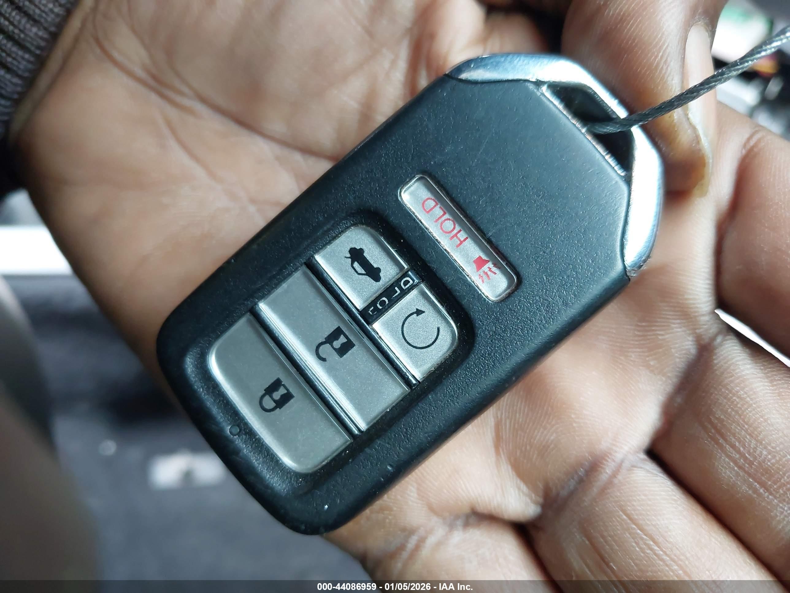 HONDA ACCORD image 11