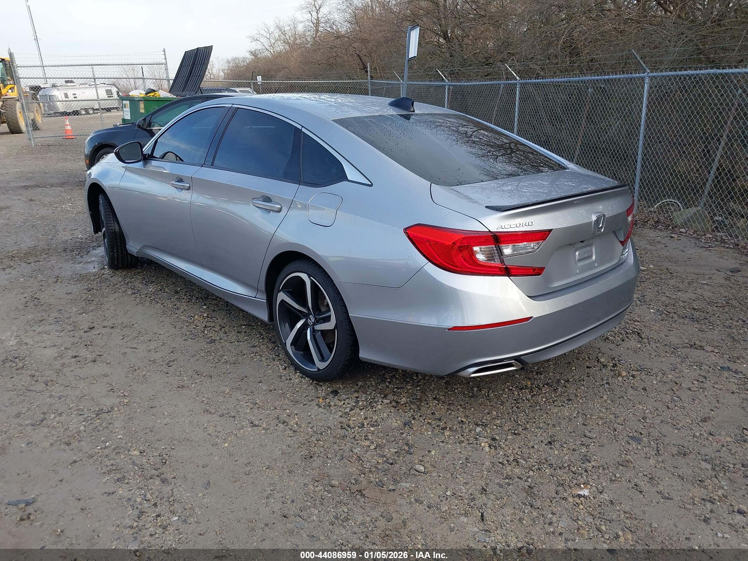 HONDA ACCORD image 3