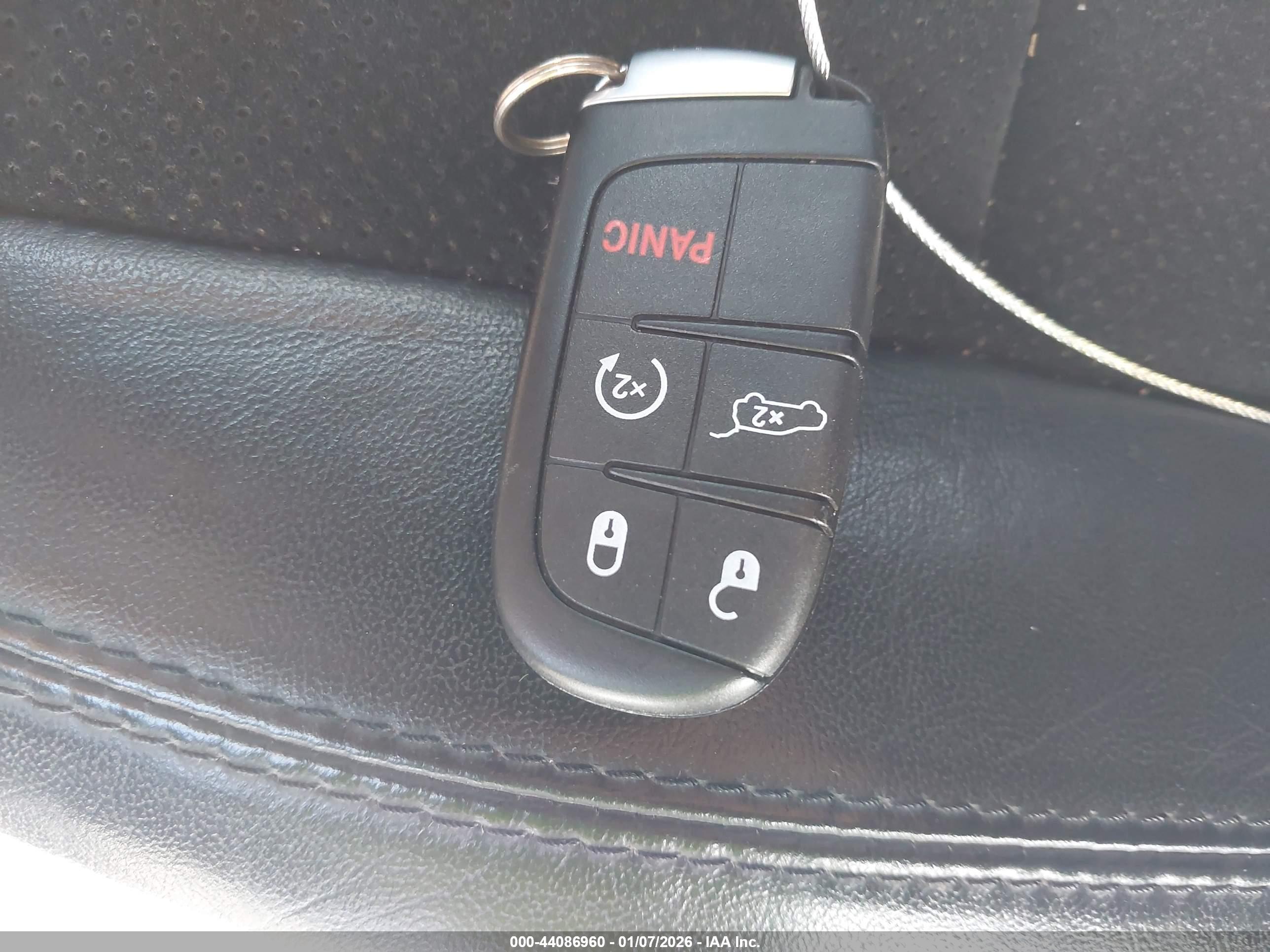 JEEP GRAND image 11