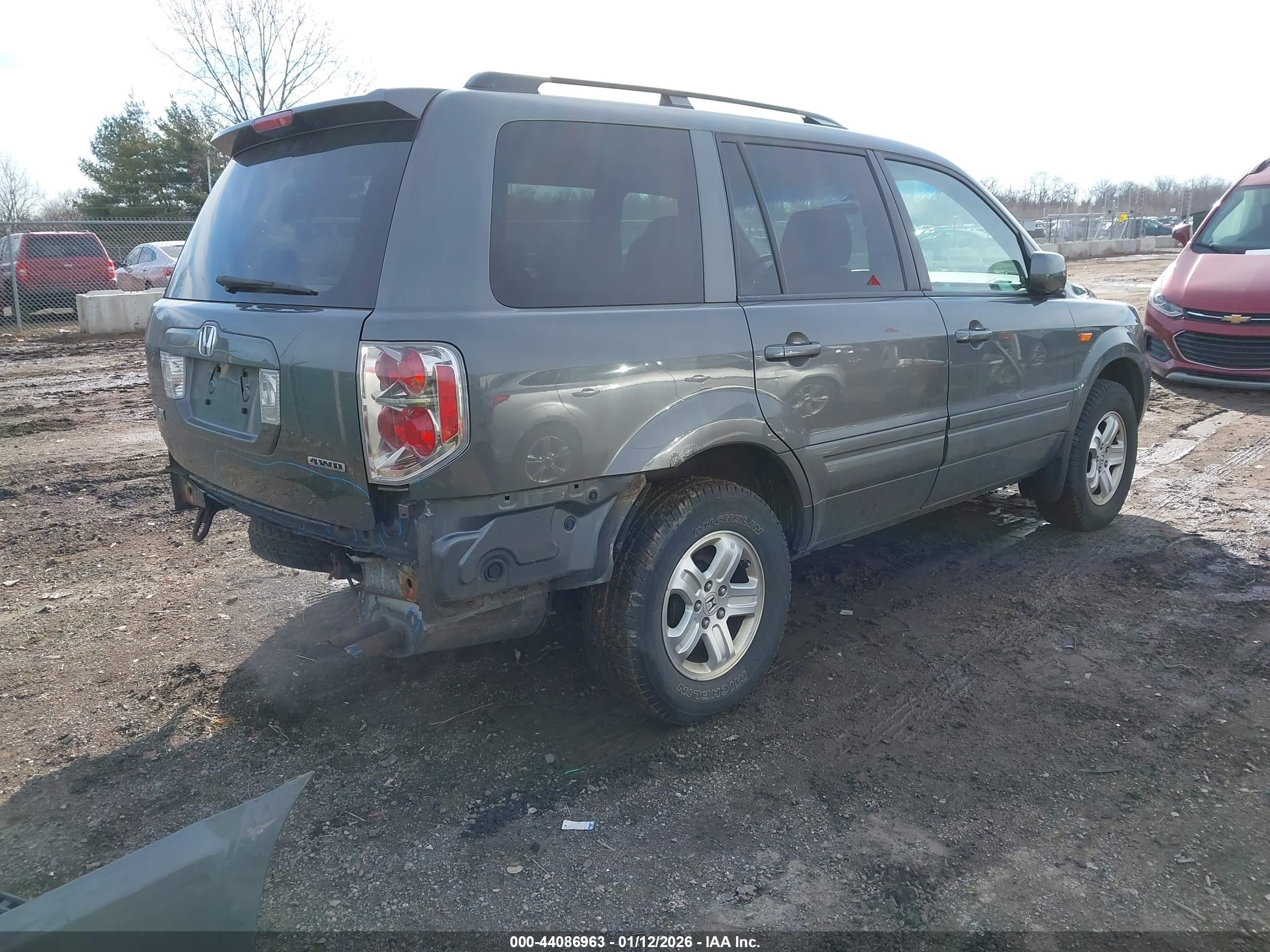 HONDA PILOT image 4