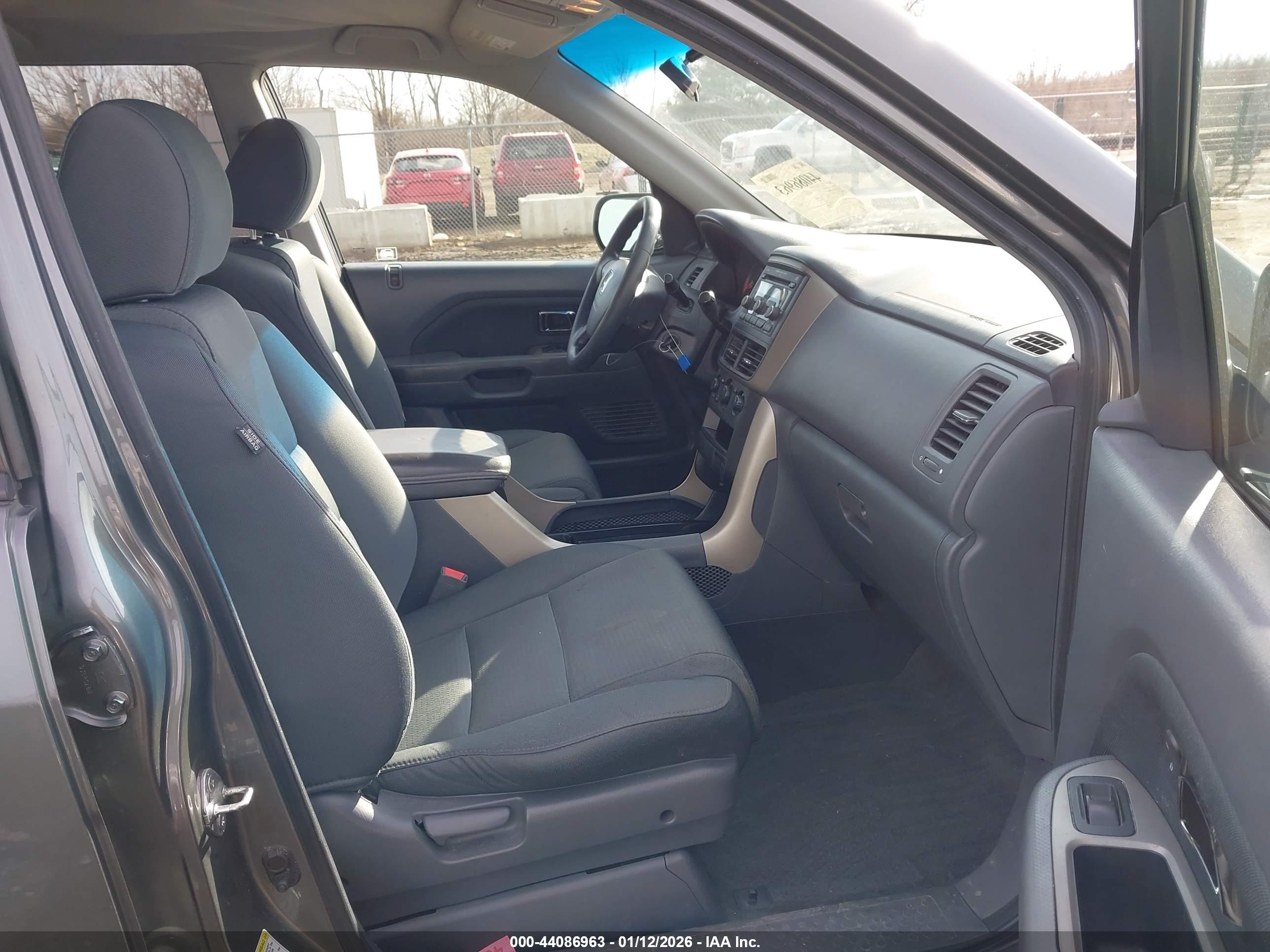 HONDA PILOT image 5