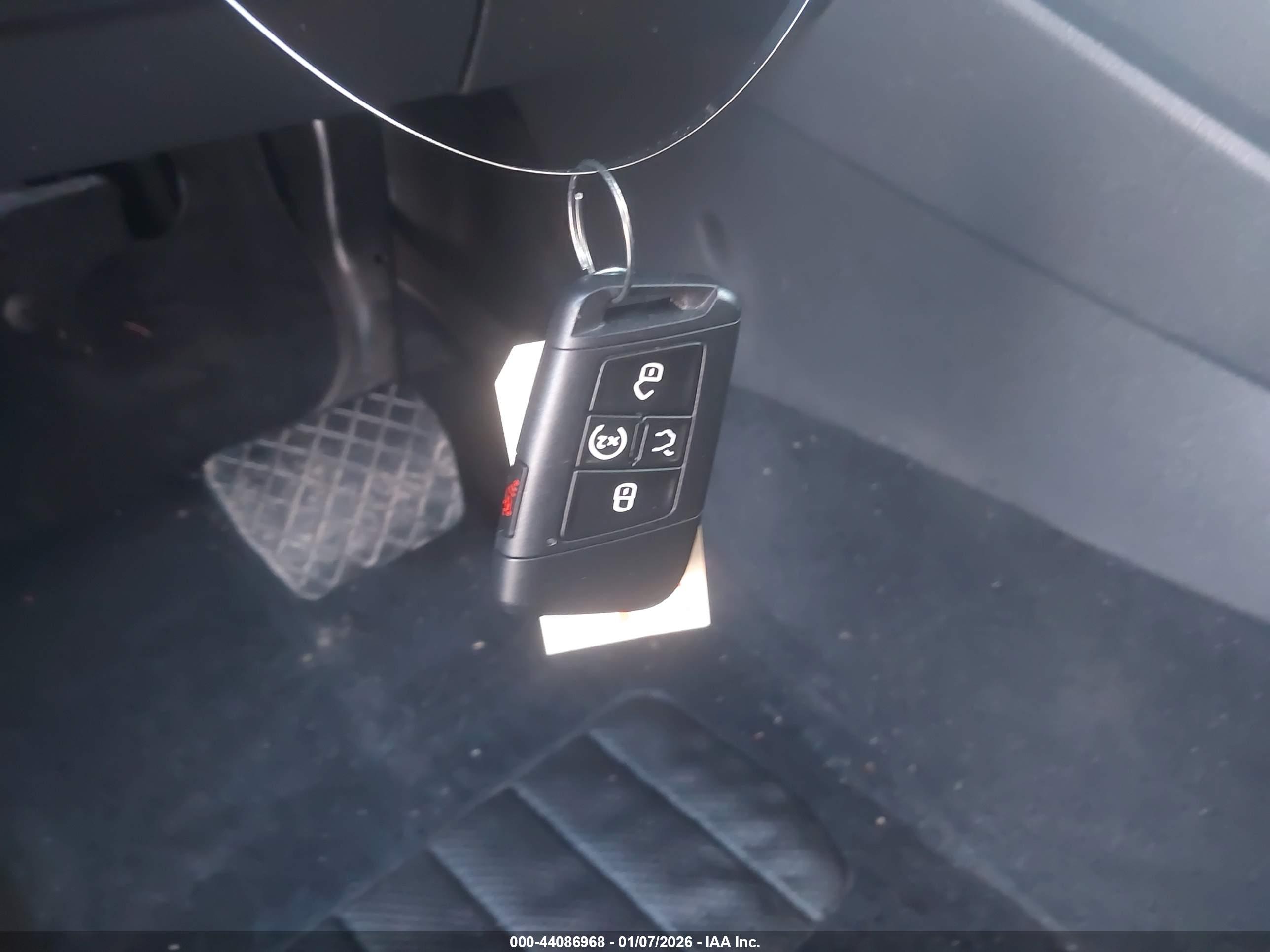 VOLKSWAGEN TAOS image 11