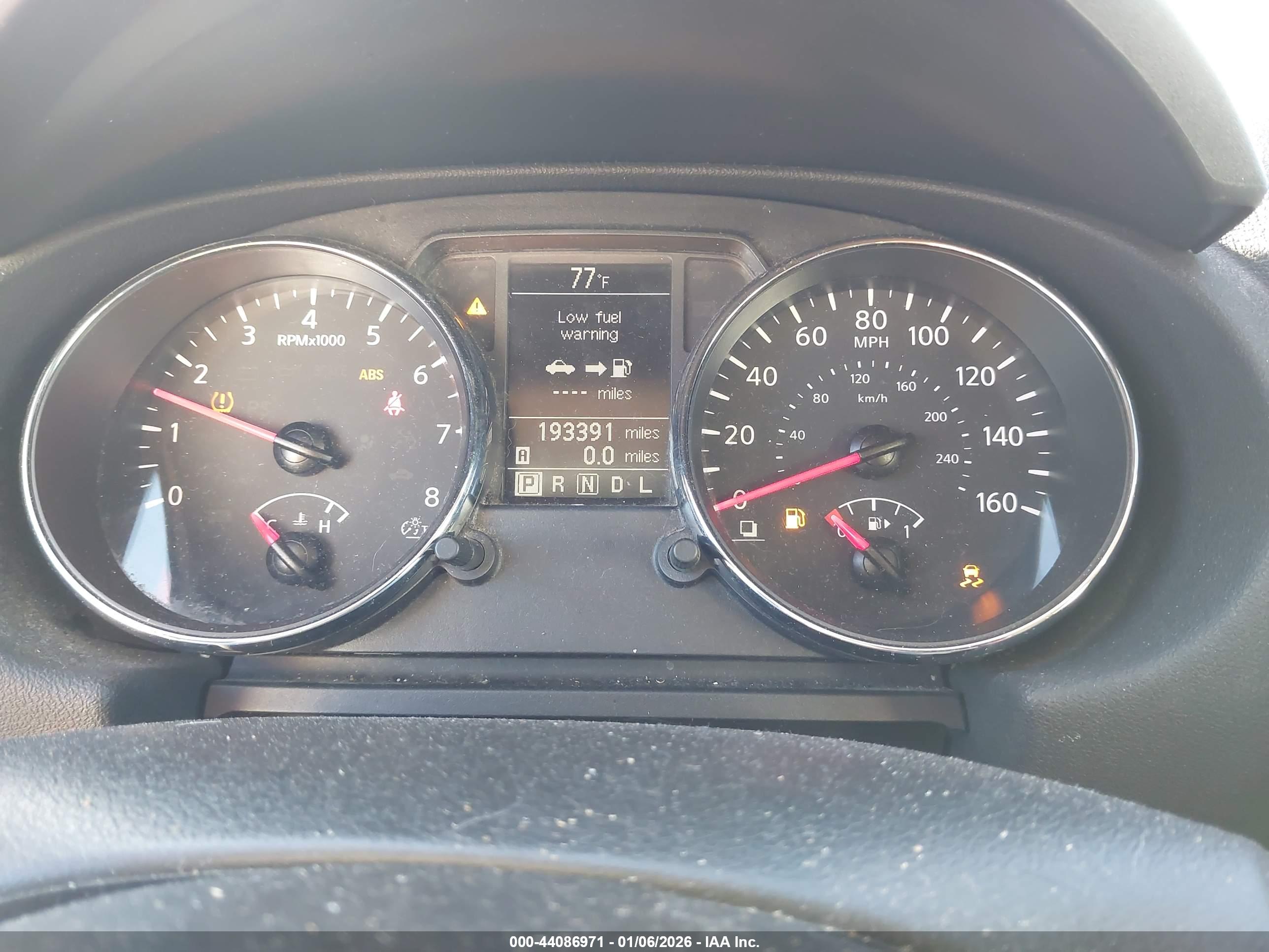 NISSAN ROGUE image 7