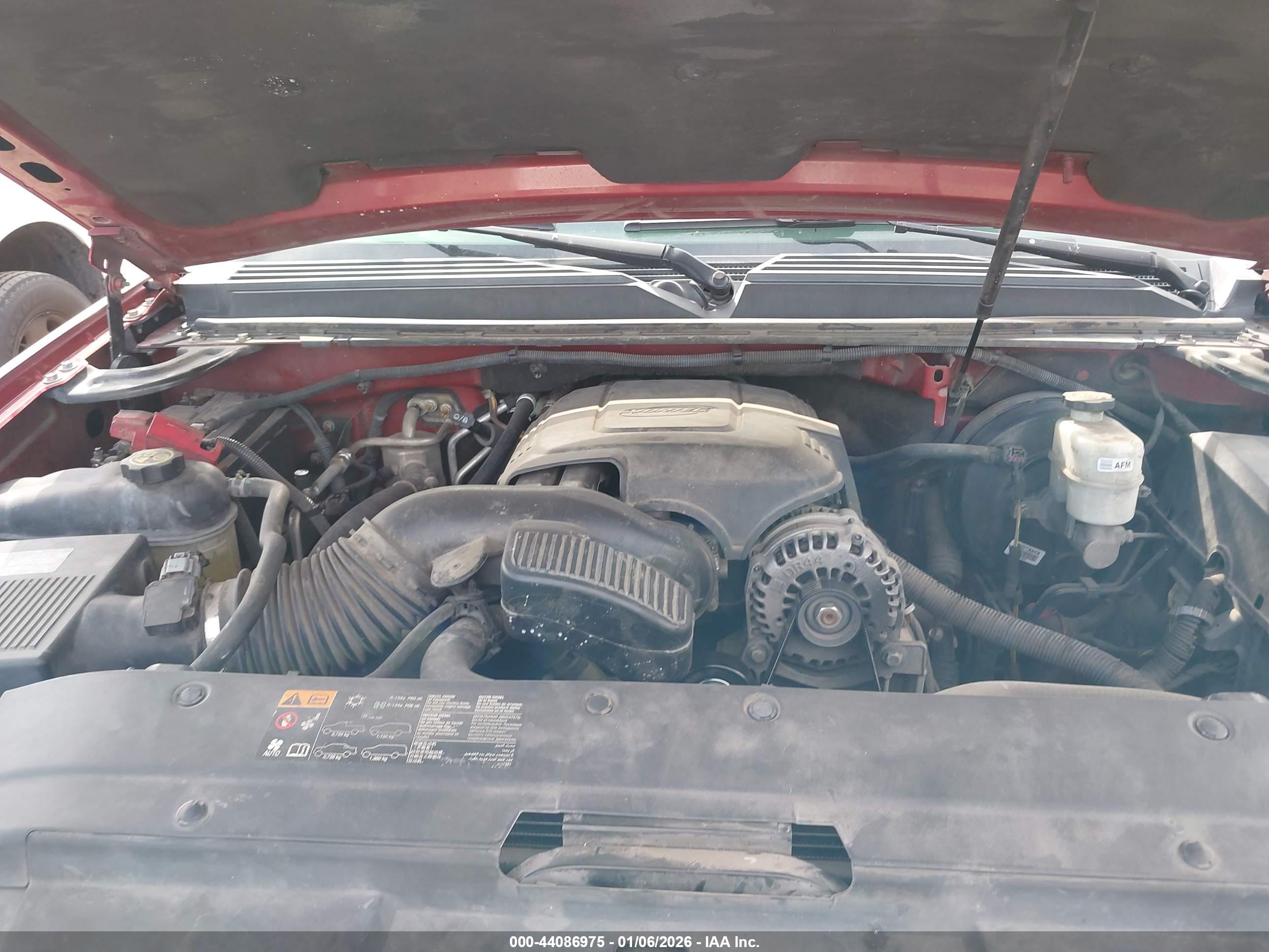 CHEVROLET TAHOE image 10