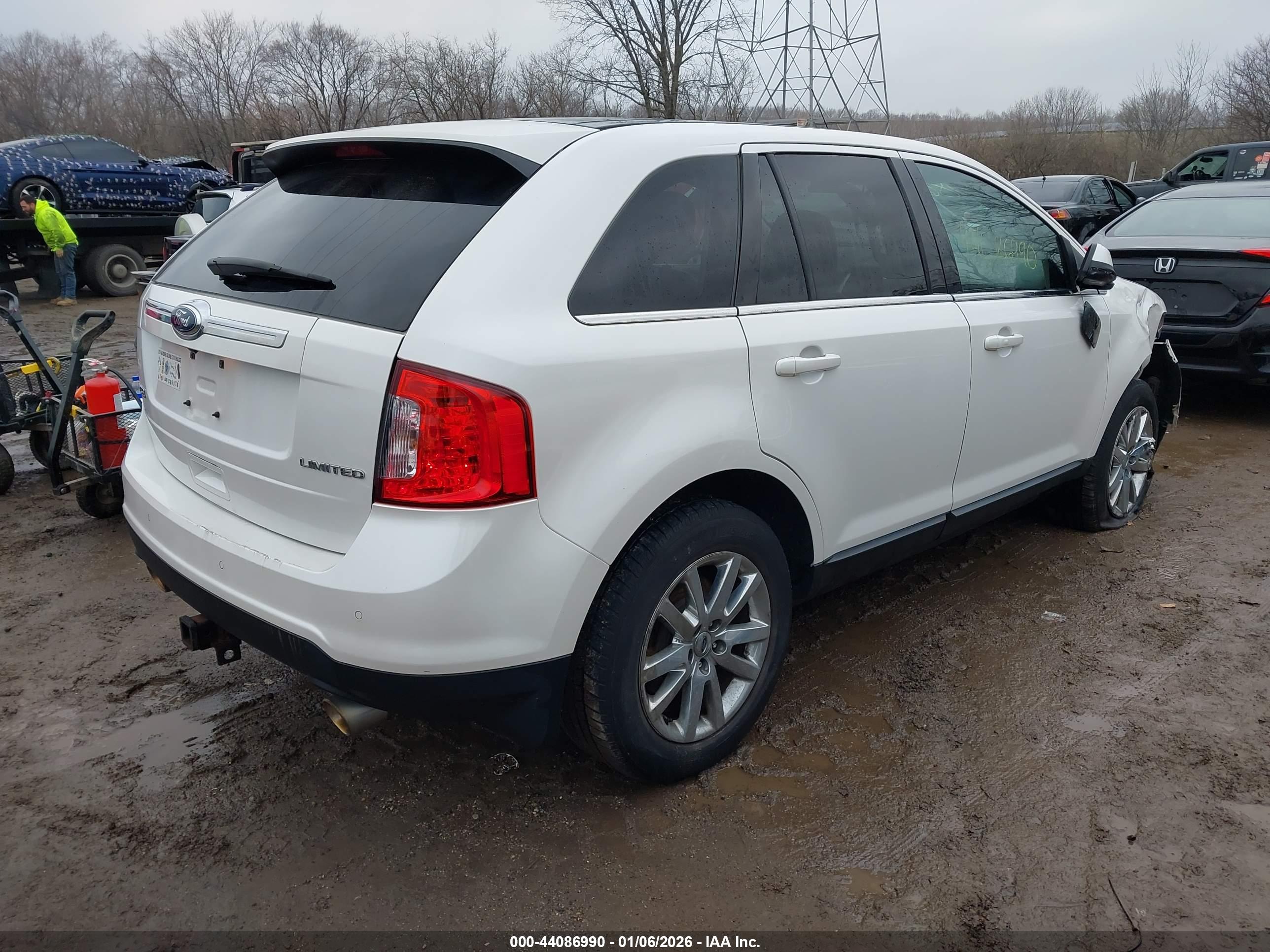 FORD EDGE image 4