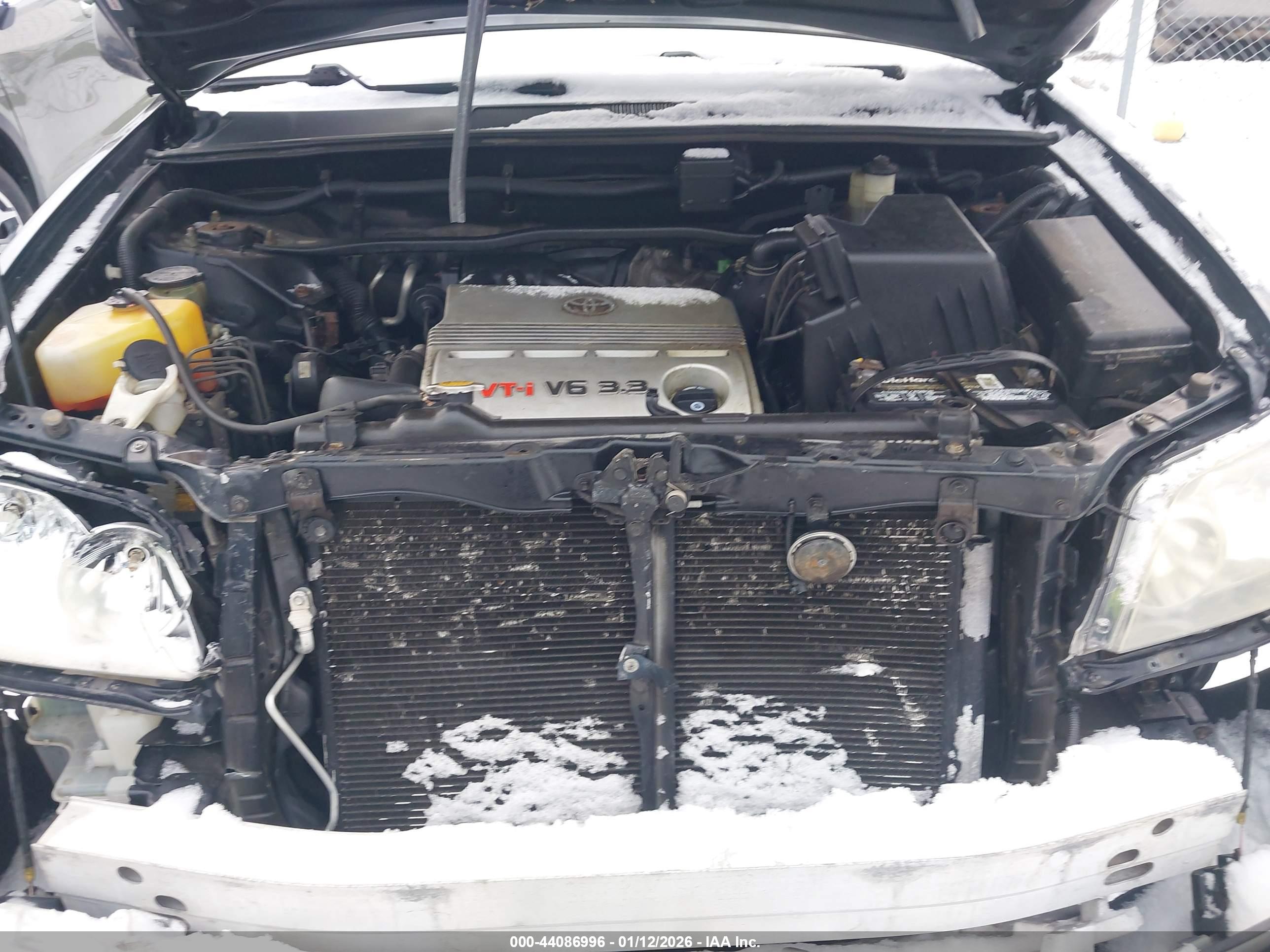 TOYOTA HIGHLANDER image 10