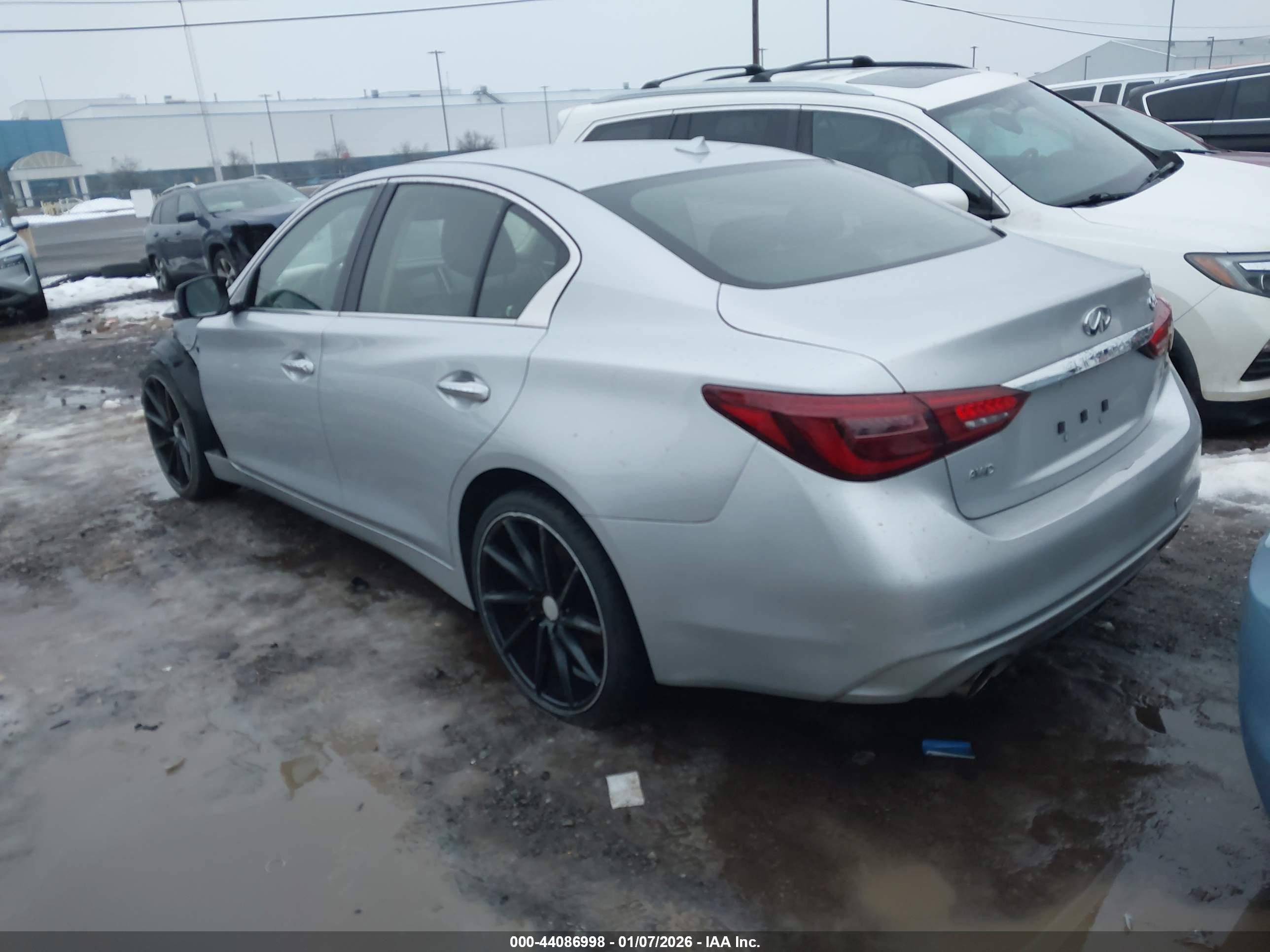 INFINITI Q50 image 3