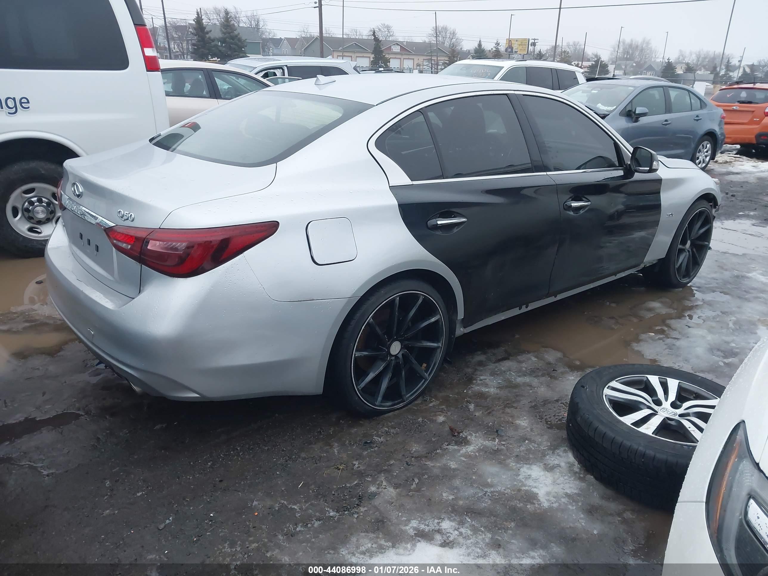 INFINITI Q50 image 4
