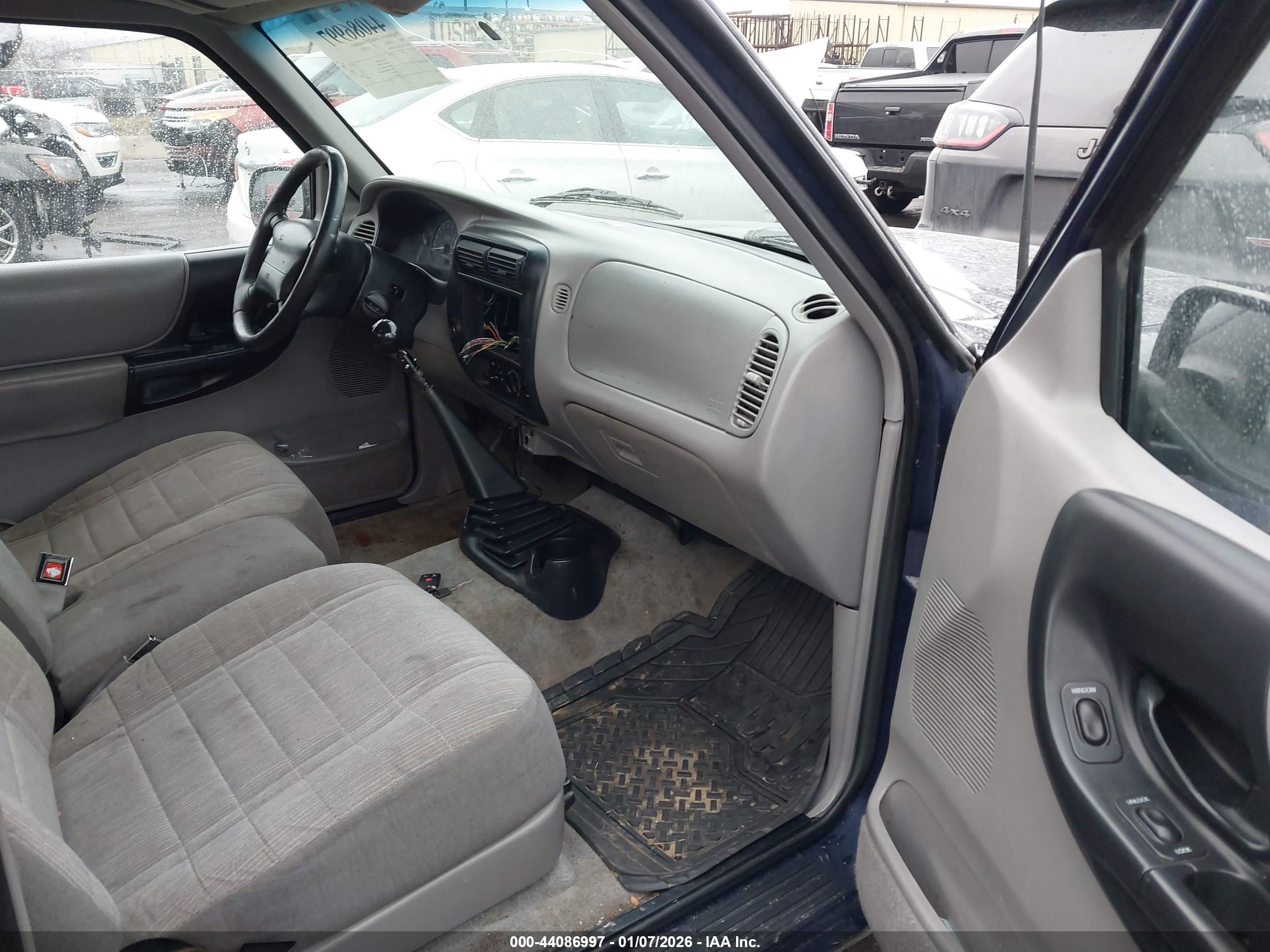 FORD RANGER image 5