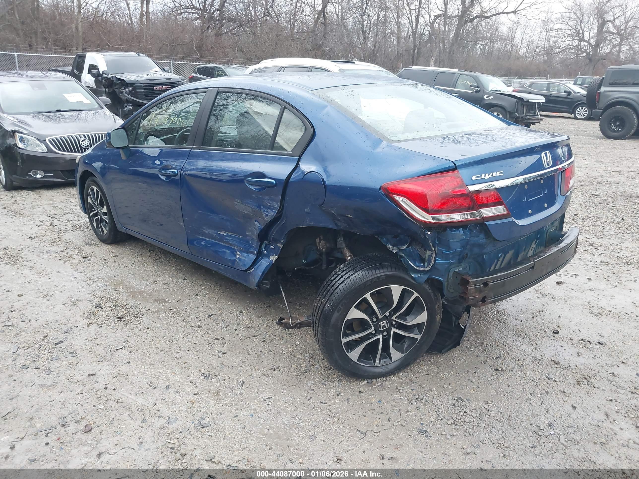 HONDA CIVIC image 3