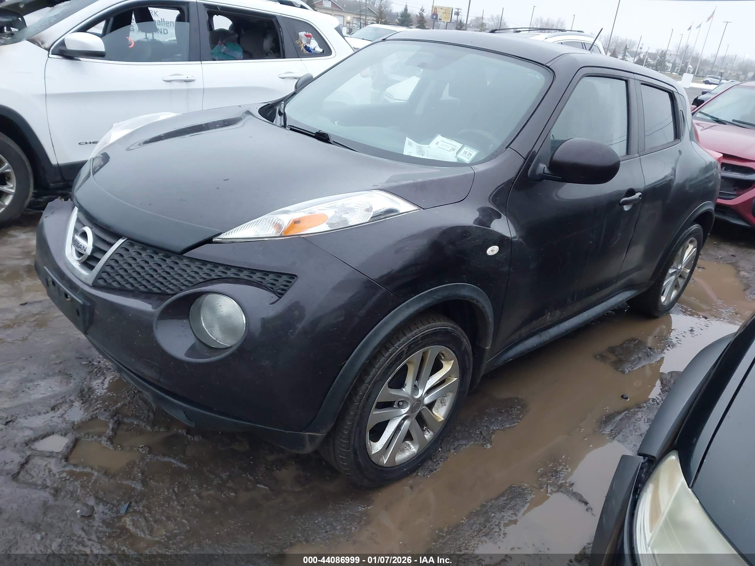 NISSAN JUKE image 2