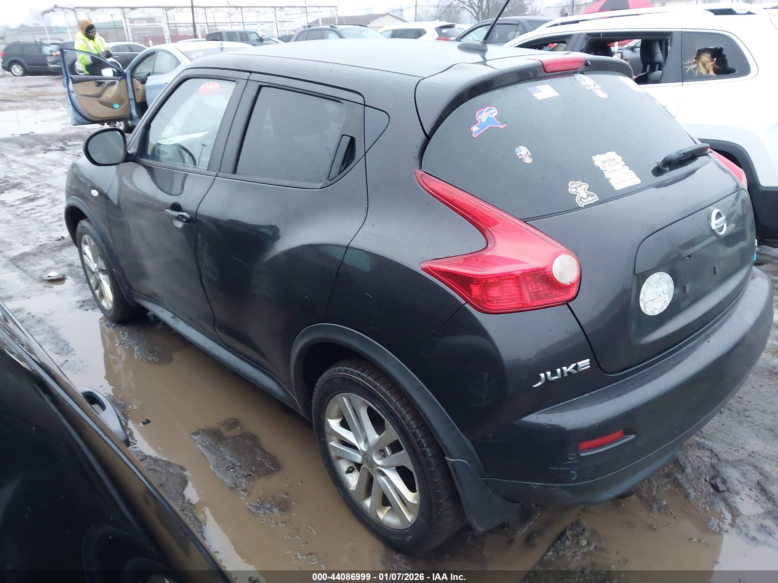 NISSAN JUKE image 3
