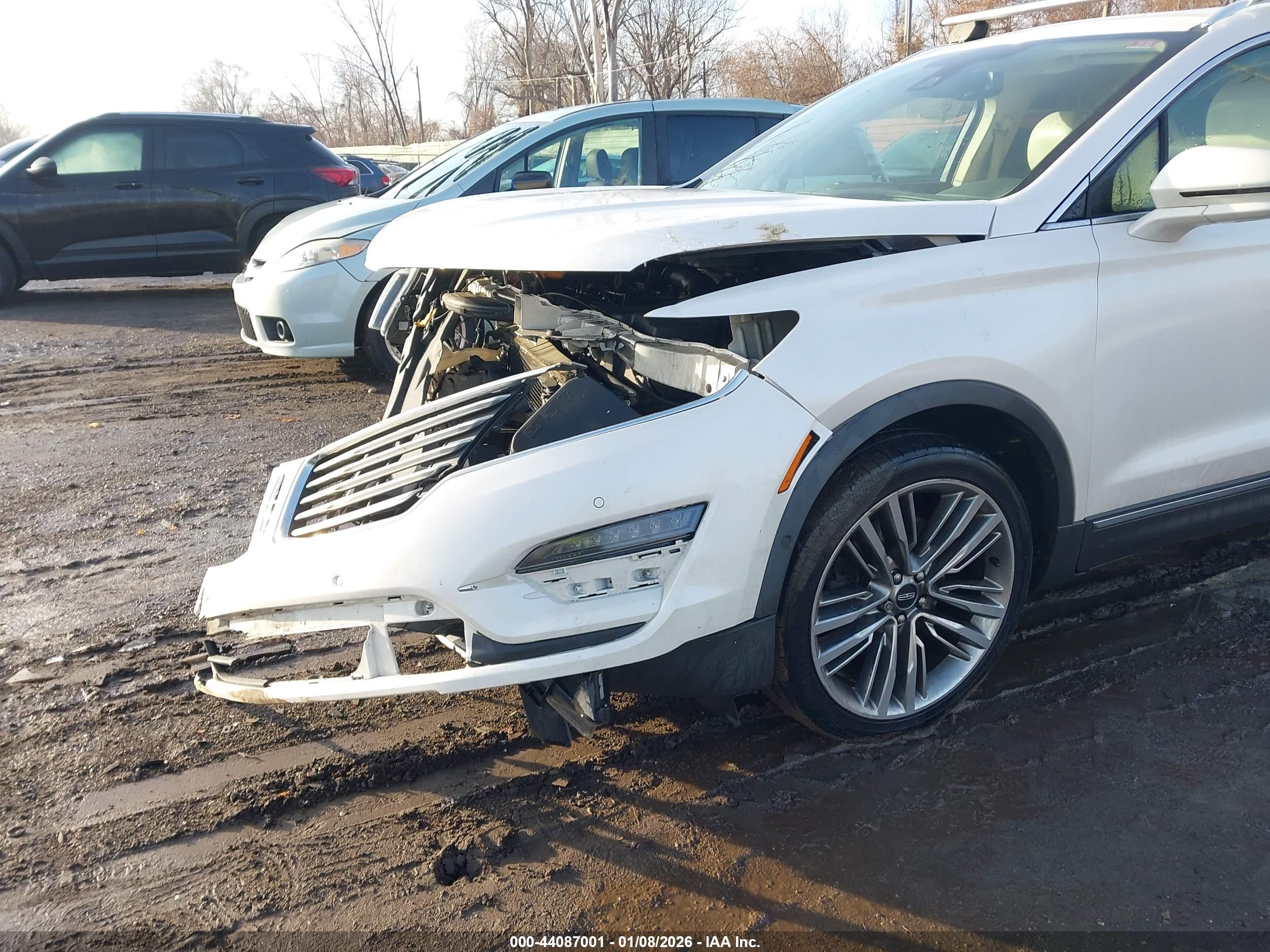 LINCOLN MKC image 6