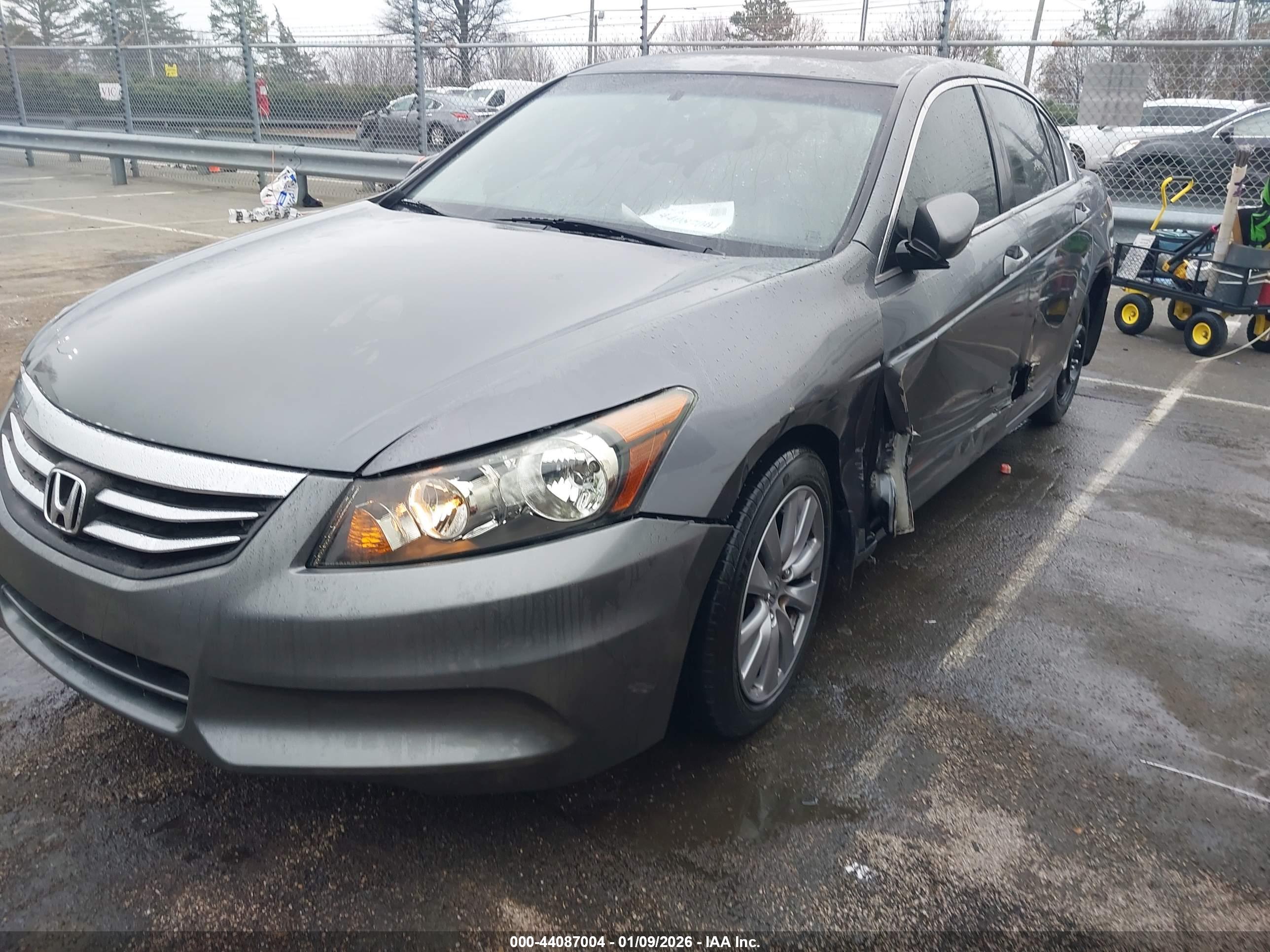 HONDA ACCORD image 6