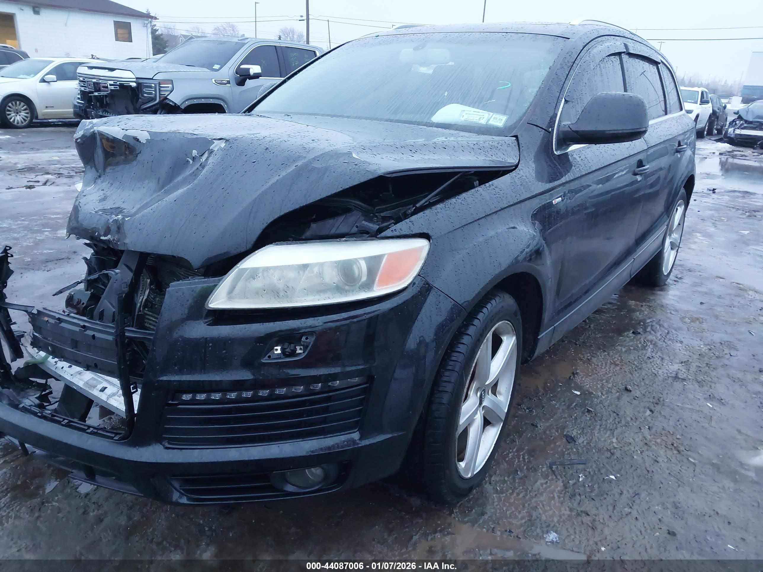 AUDI Q7 image 6