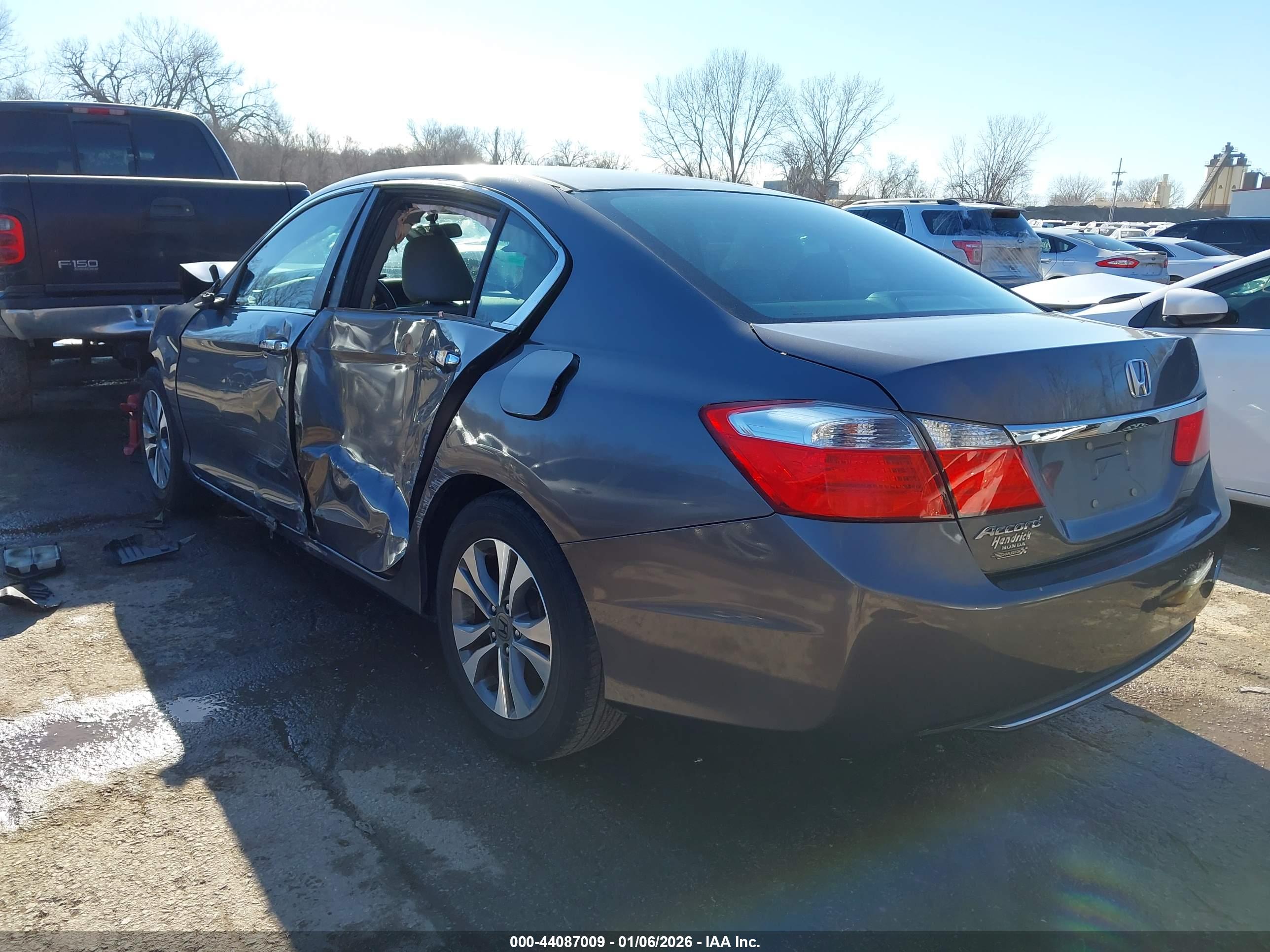HONDA ACCORD image 3