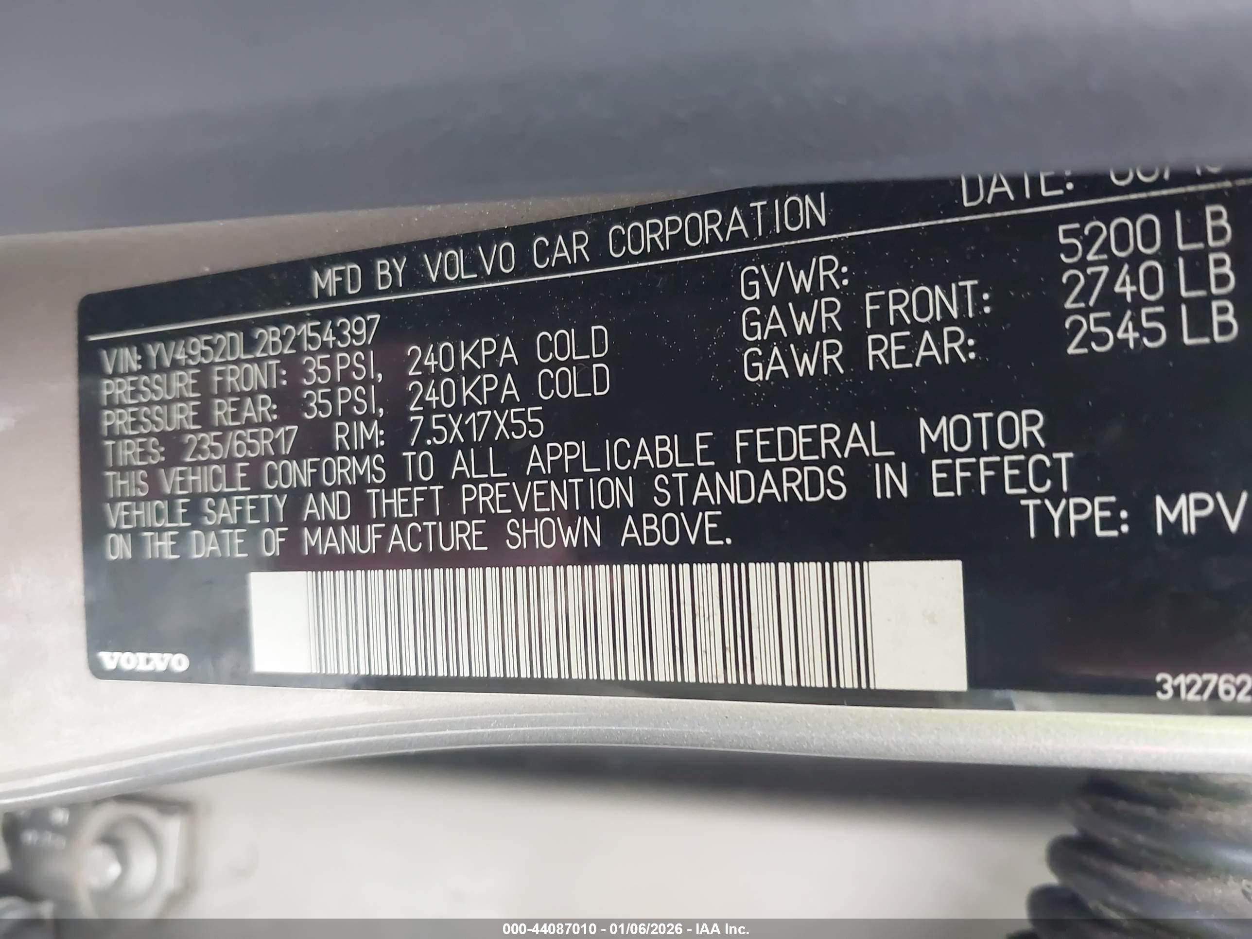VOLVO XC60 image 9