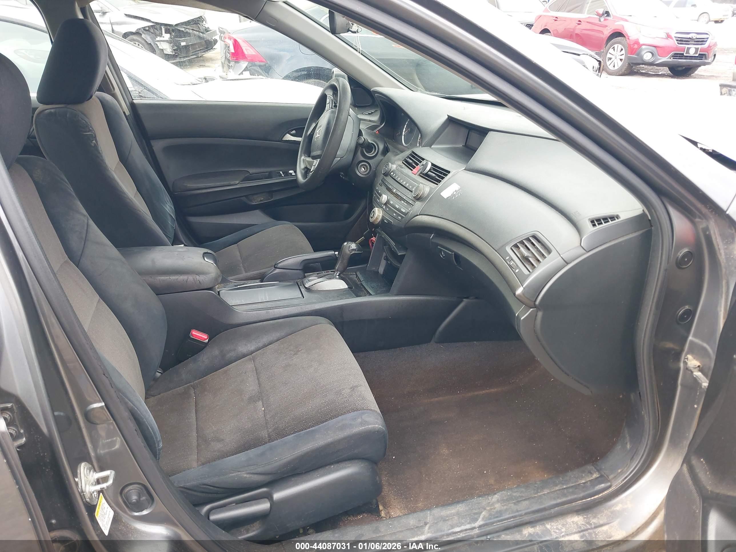 HONDA ACCORD image 5