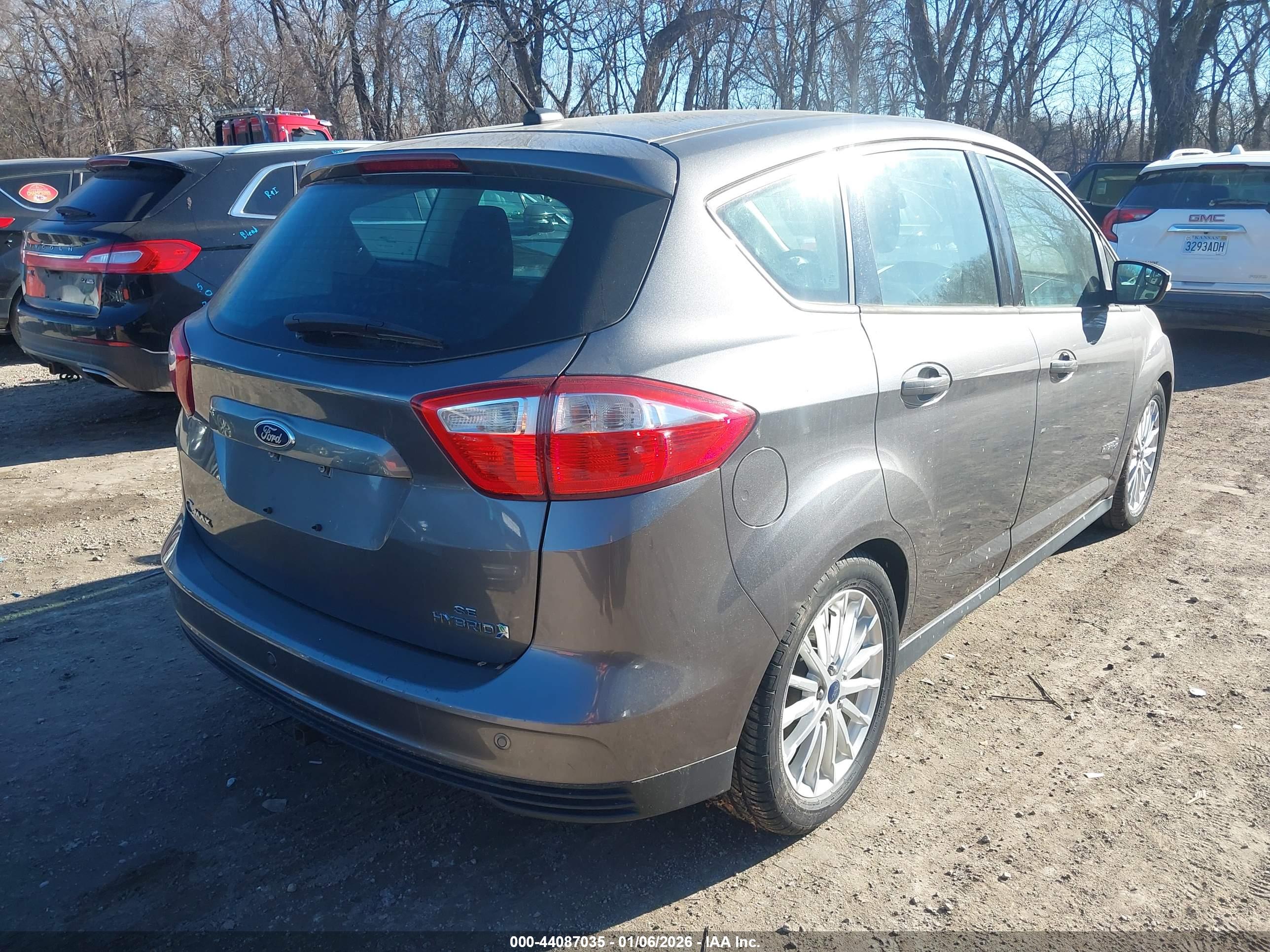 FORD C-MAX image 4
