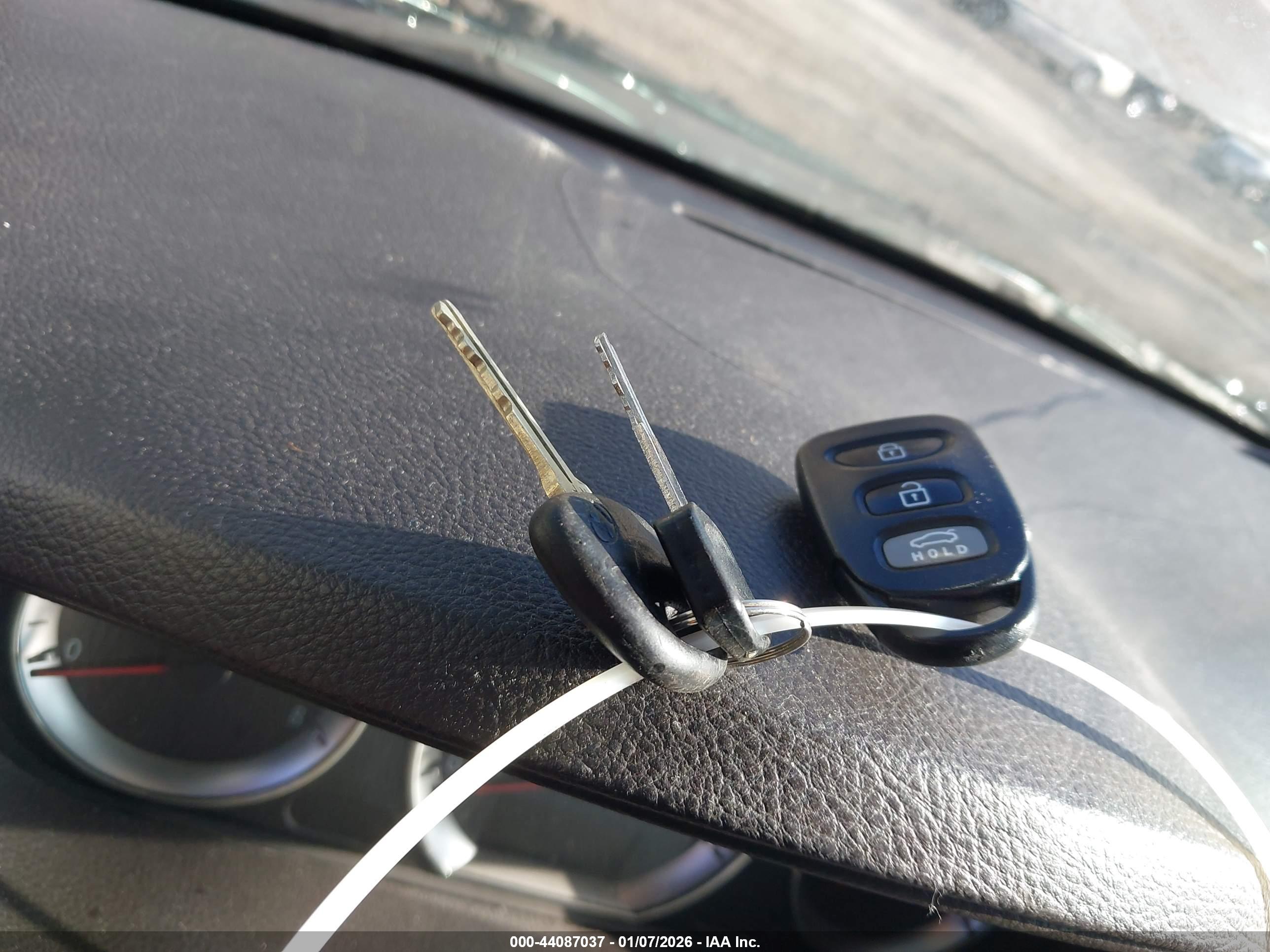 HYUNDAI SONATA image 11
