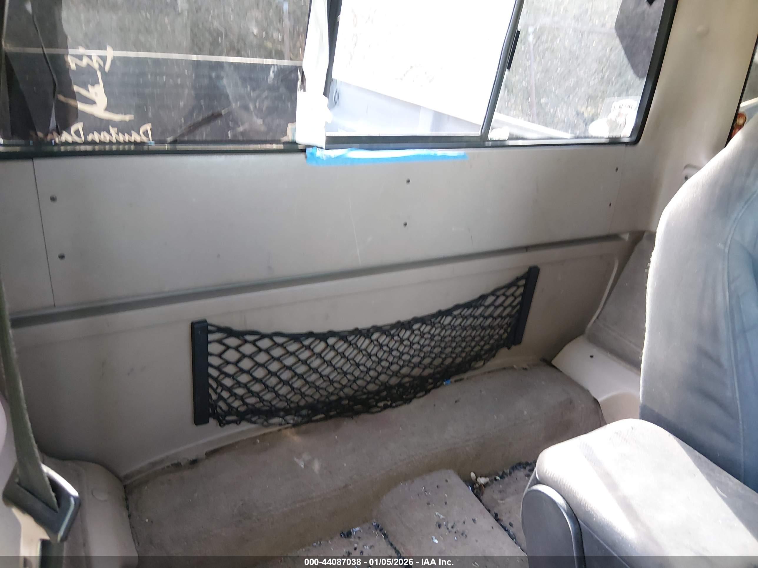 FORD RANGER image 8