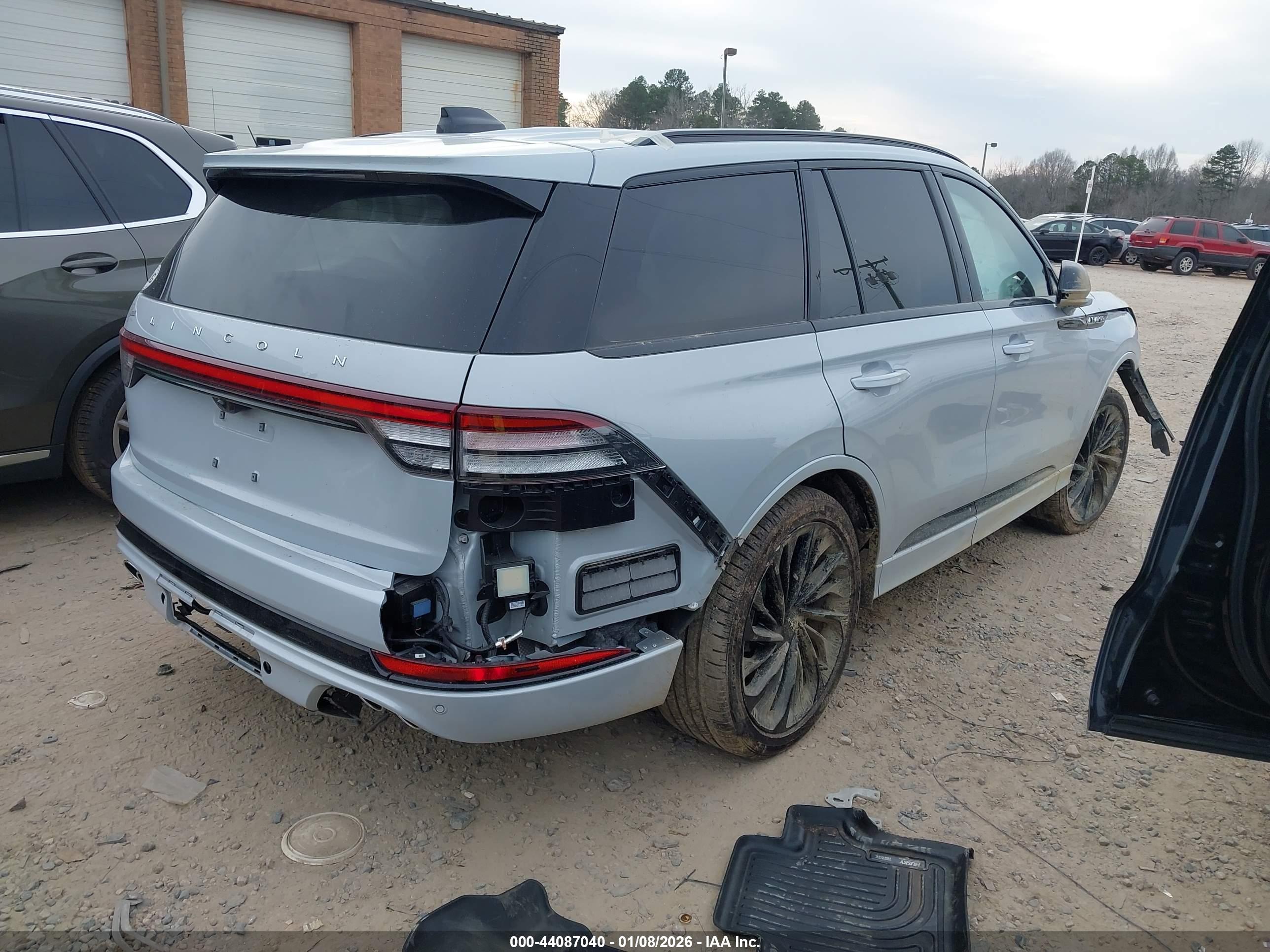 LINCOLN AVIATOR image 4
