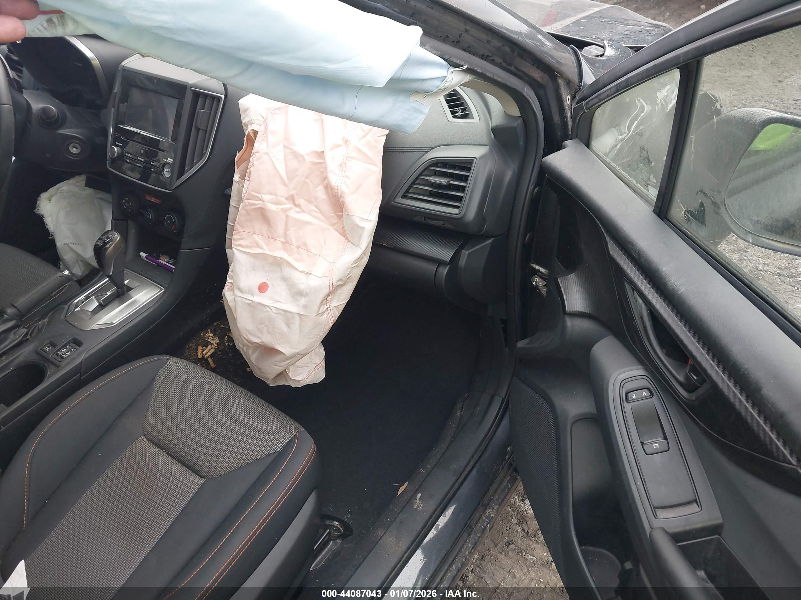 SUBARU CROSSTREK image 5