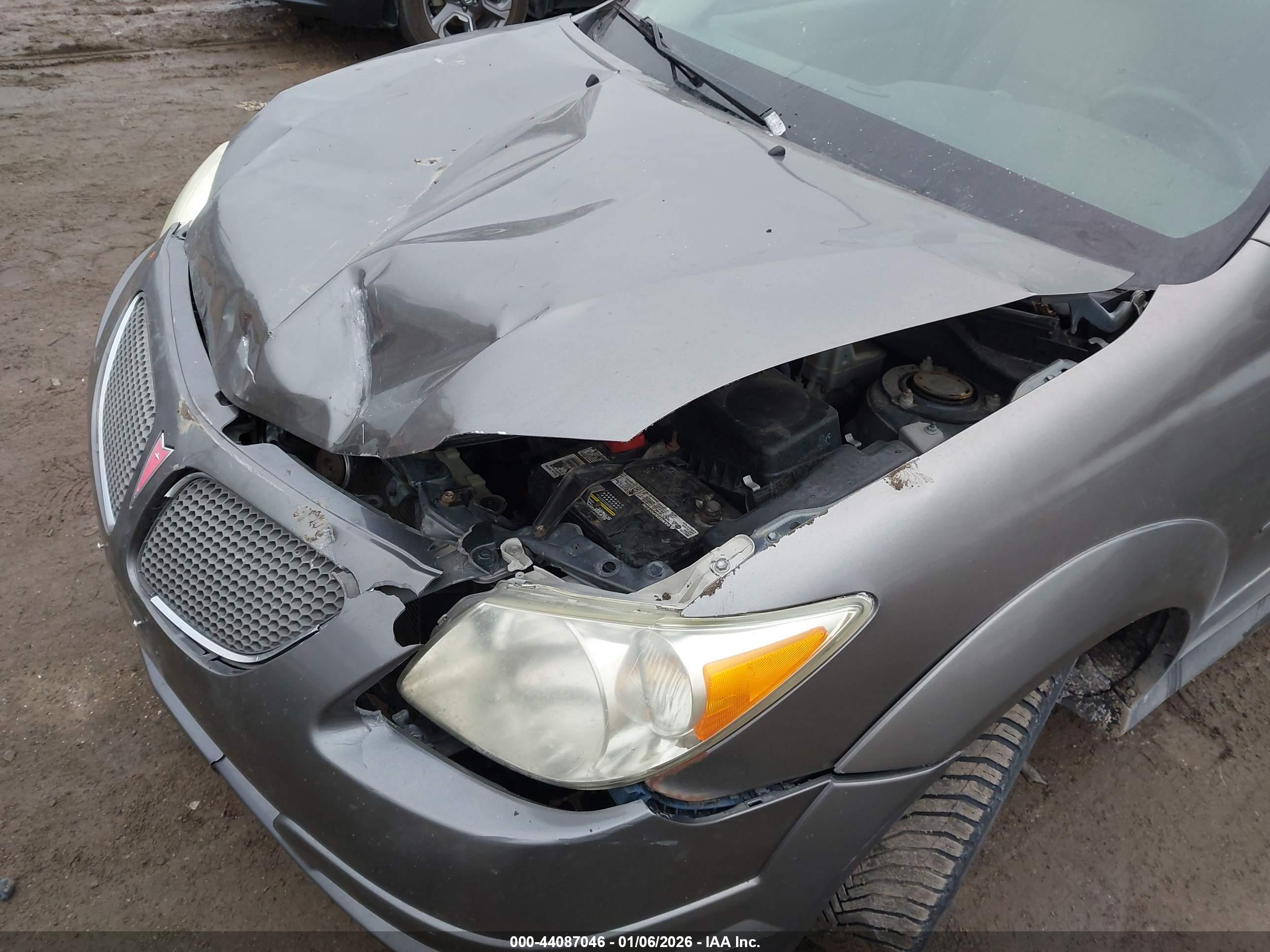 PONTIAC VIBE image 6