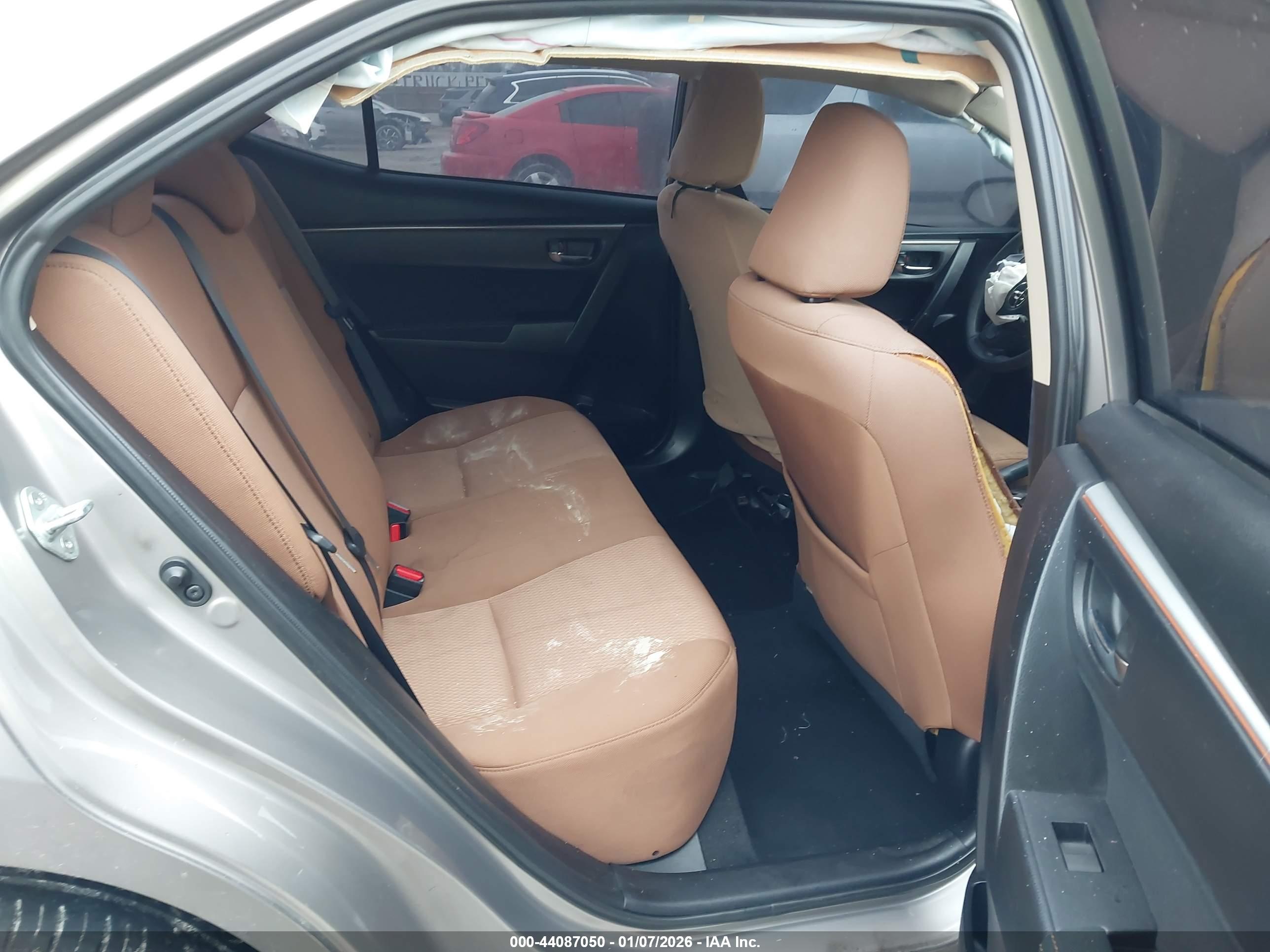 TOYOTA COROLLA image 8