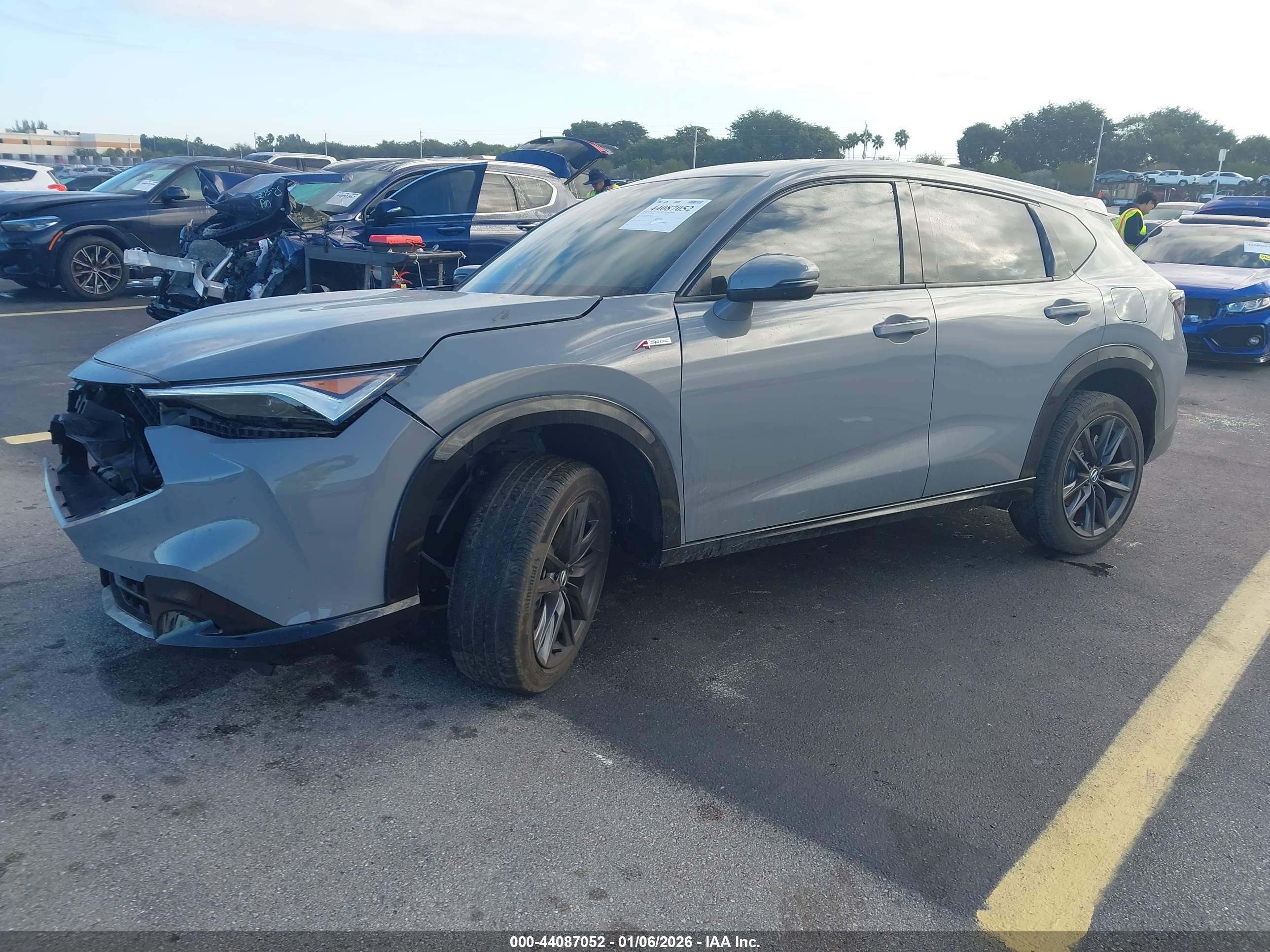 ACURA ADX image 2