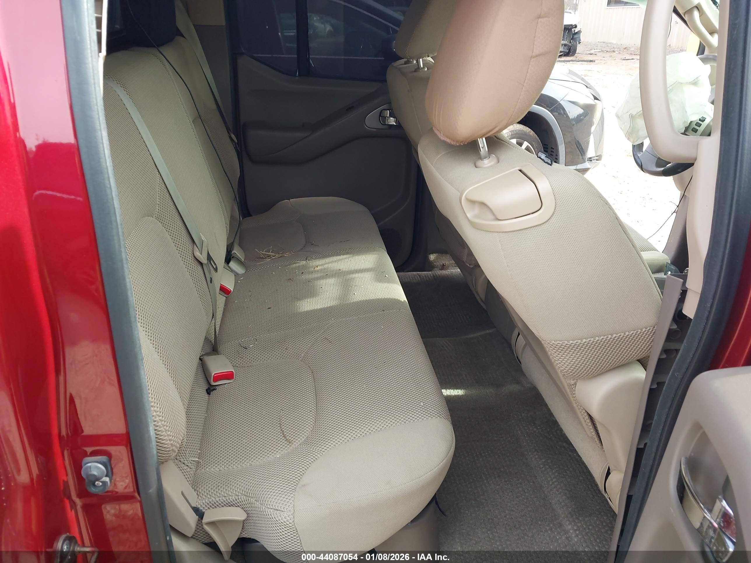 NISSAN FRONTIER image 8