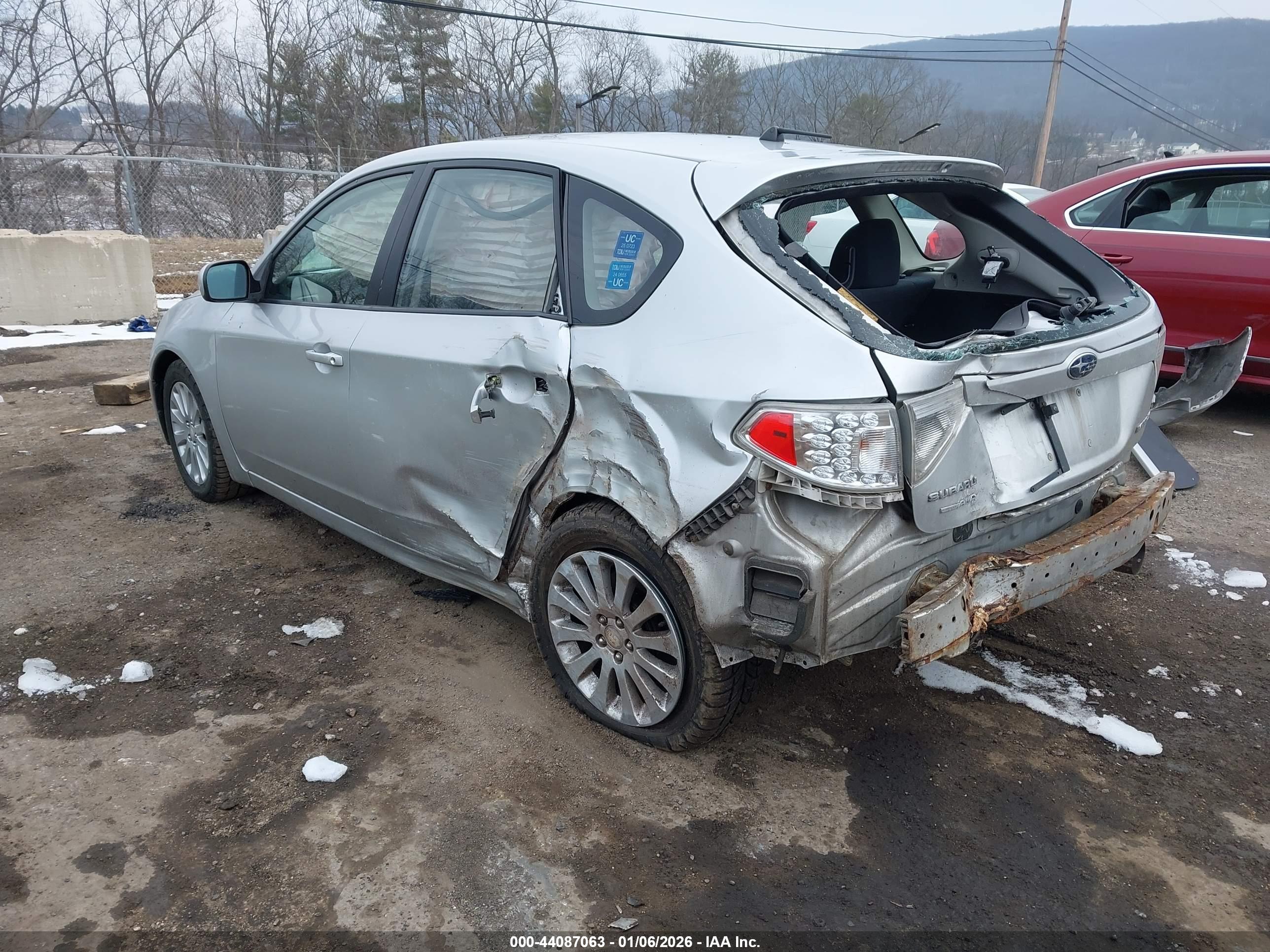 SUBARU IMPREZA image 3