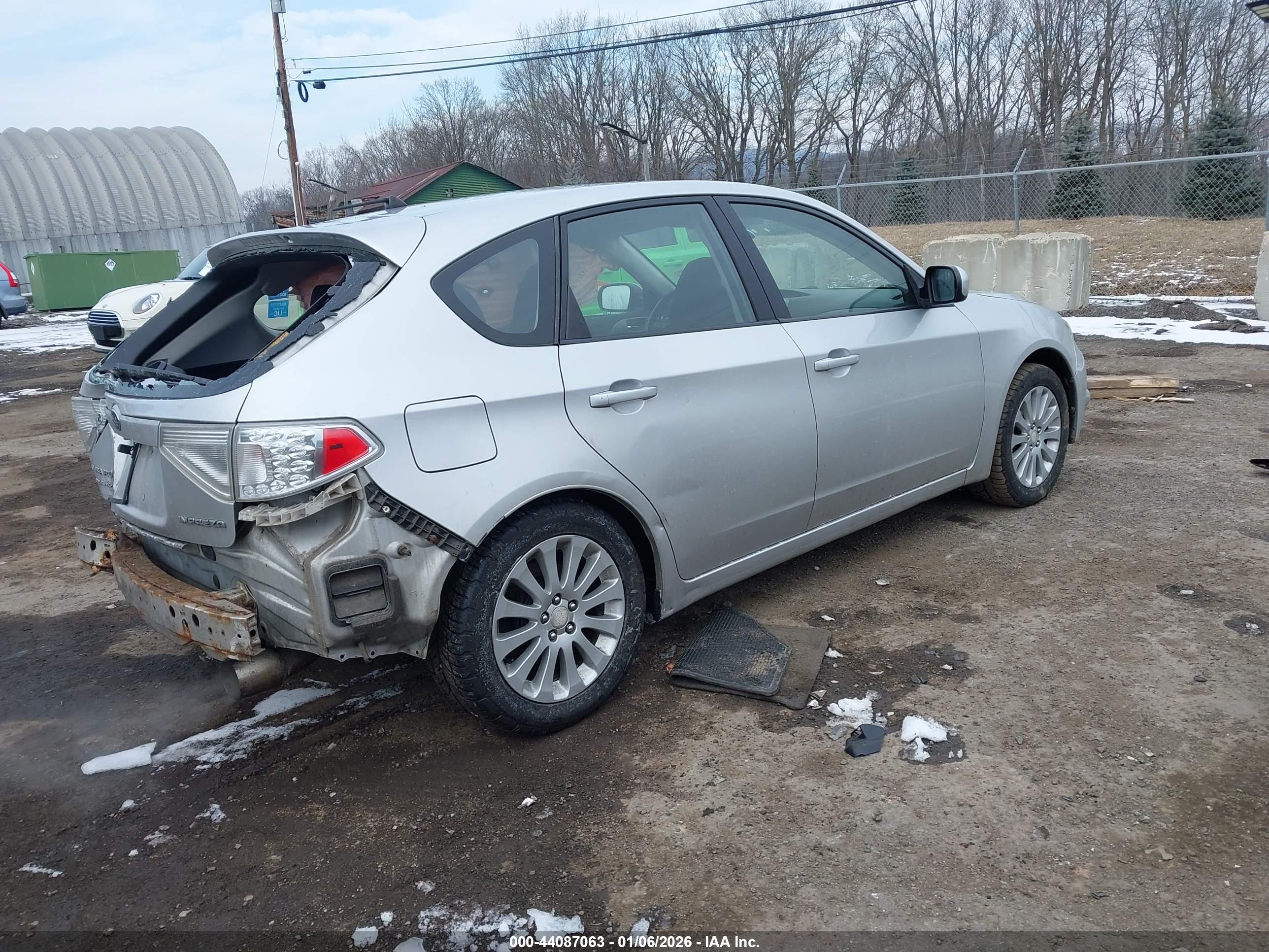 SUBARU IMPREZA image 4