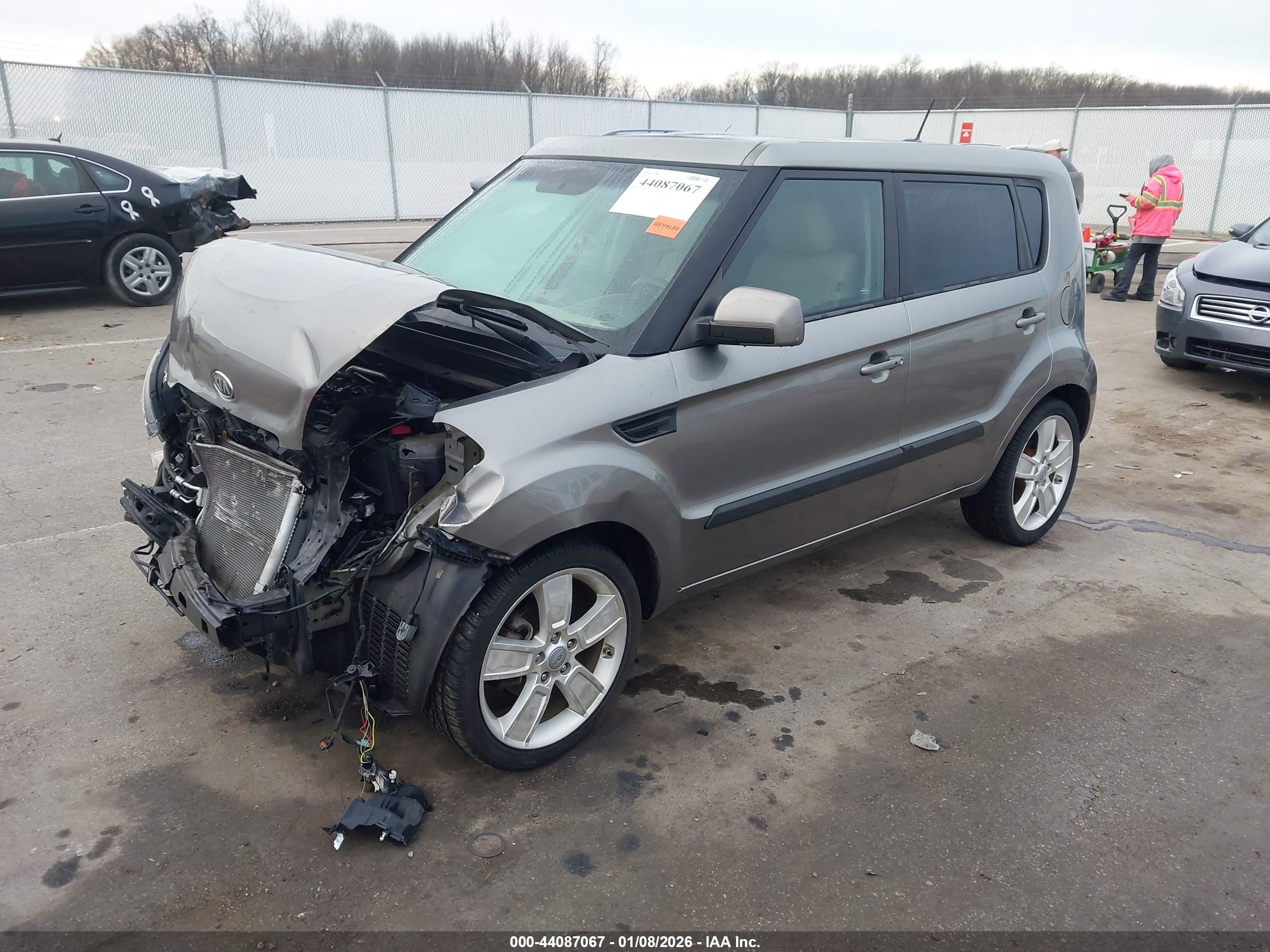 KIA SOUL image 2