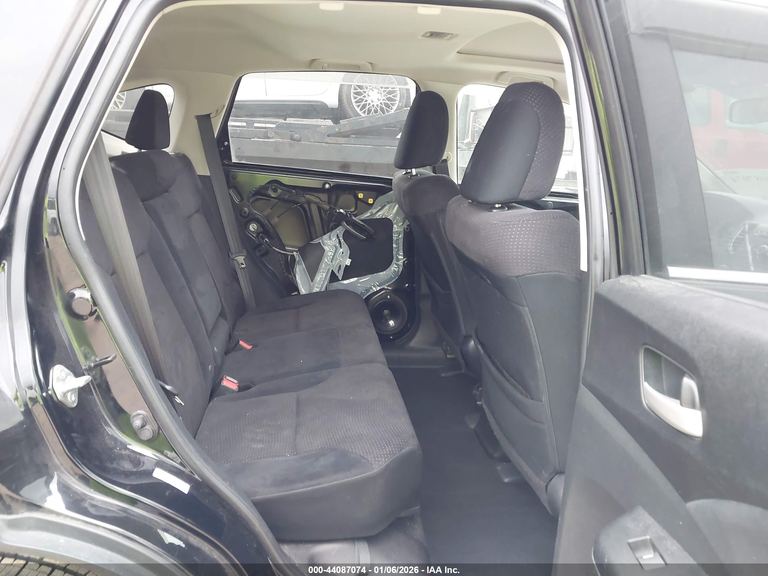 HONDA CR-V image 8