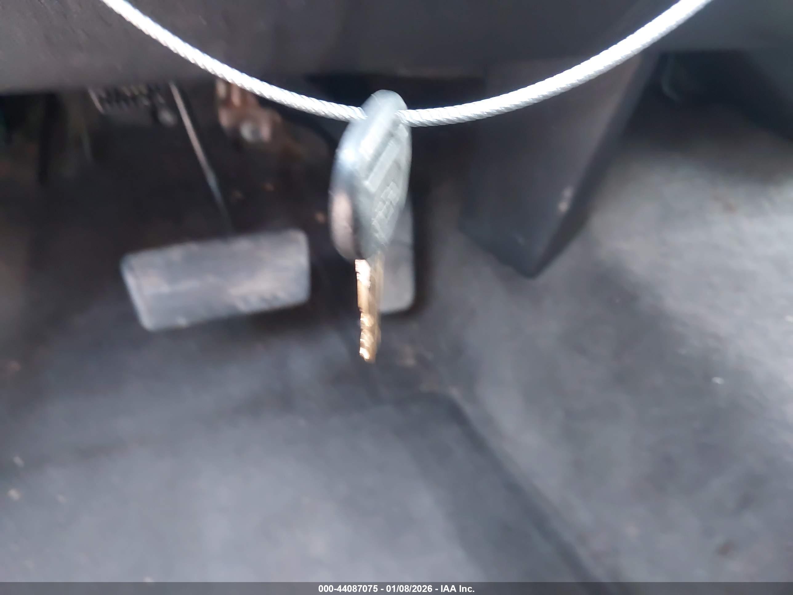 CHEVROLET TAHOE image 11