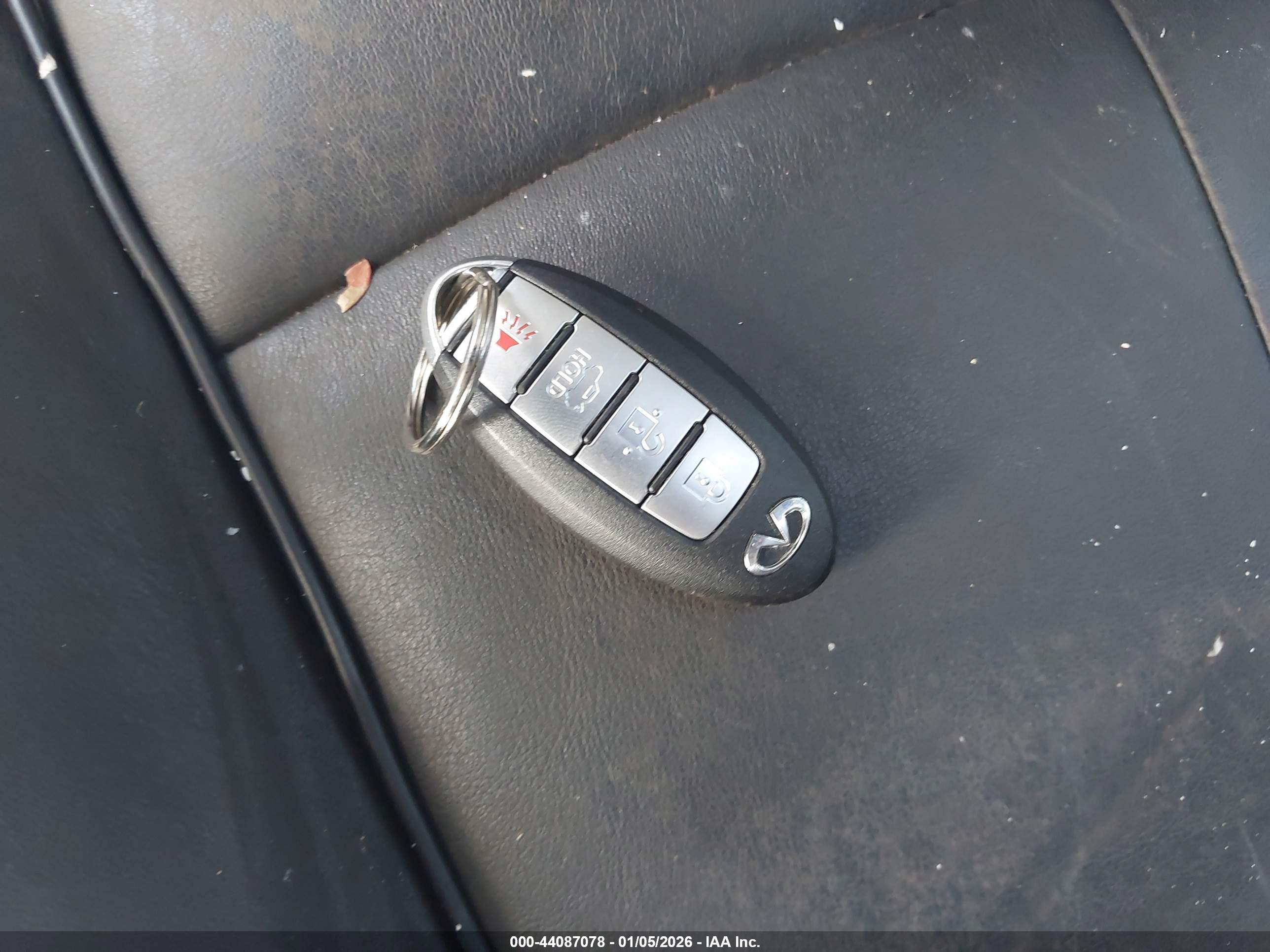 INFINITI Q50 image 11