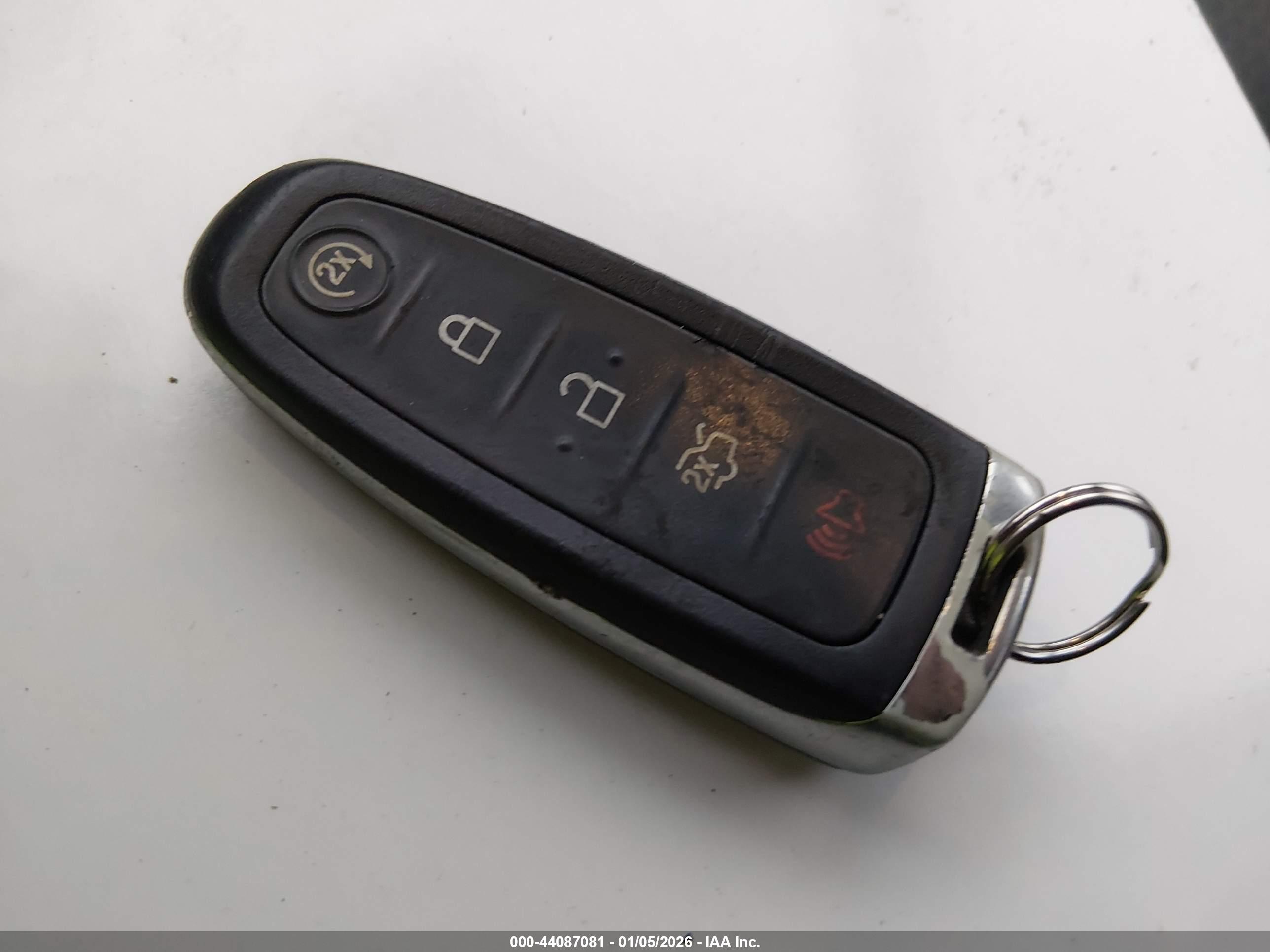 FORD ESCAPE image 11