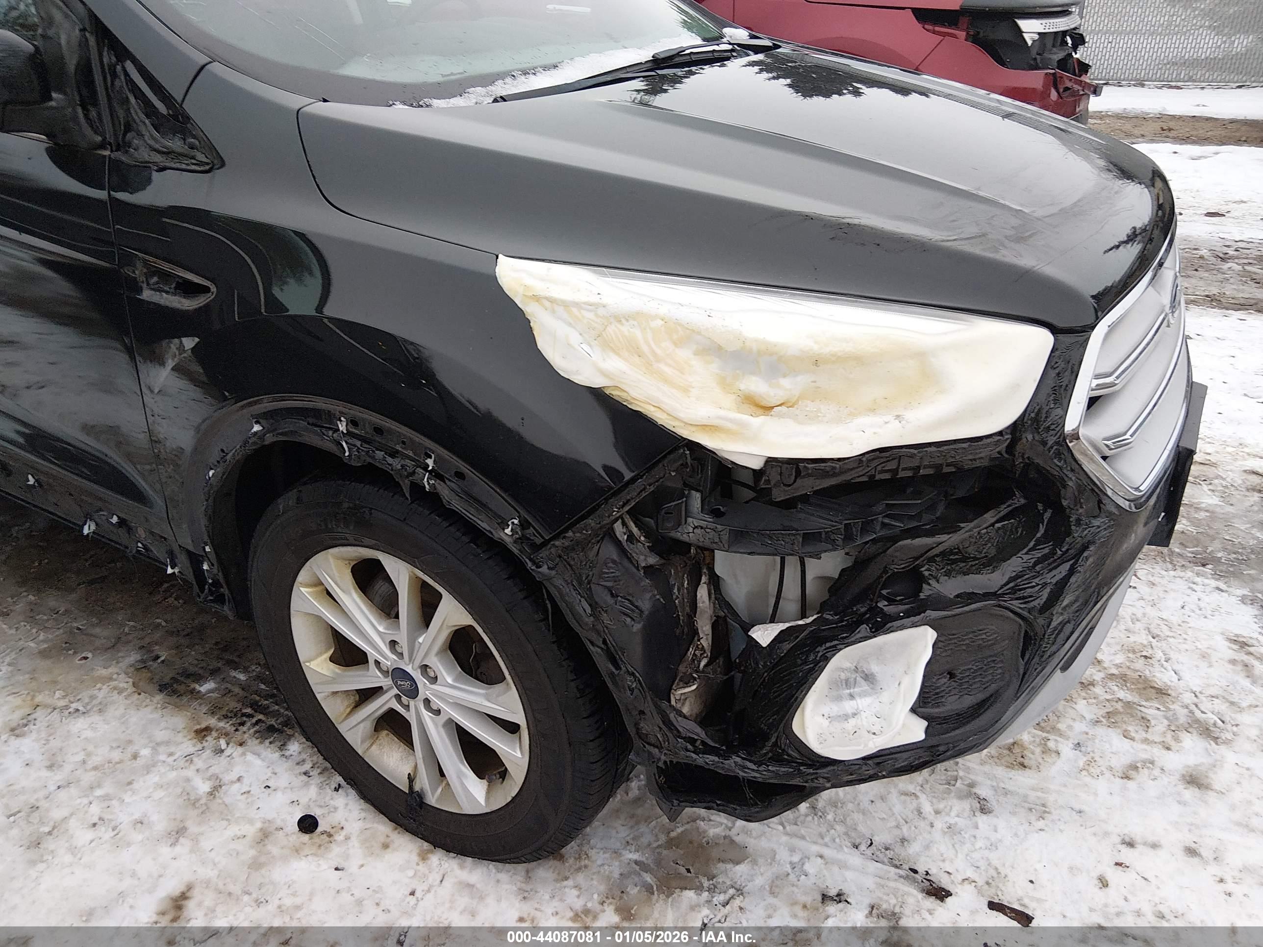 FORD ESCAPE image 6