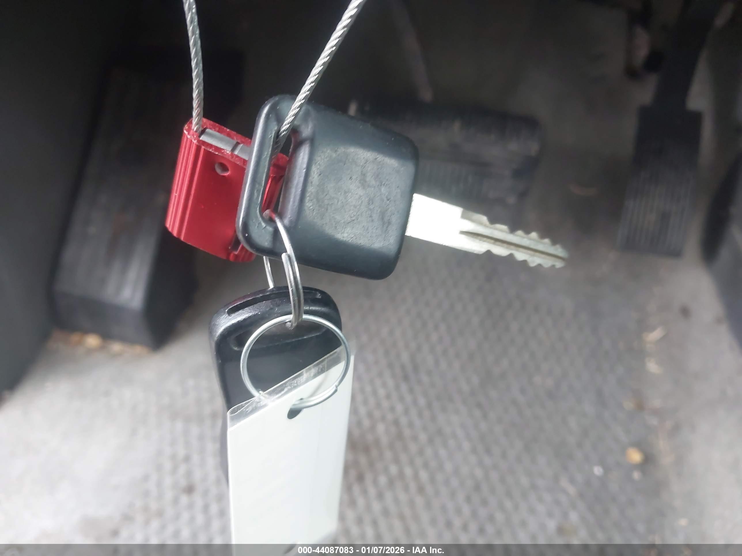 NISSAN FRONTIER image 11