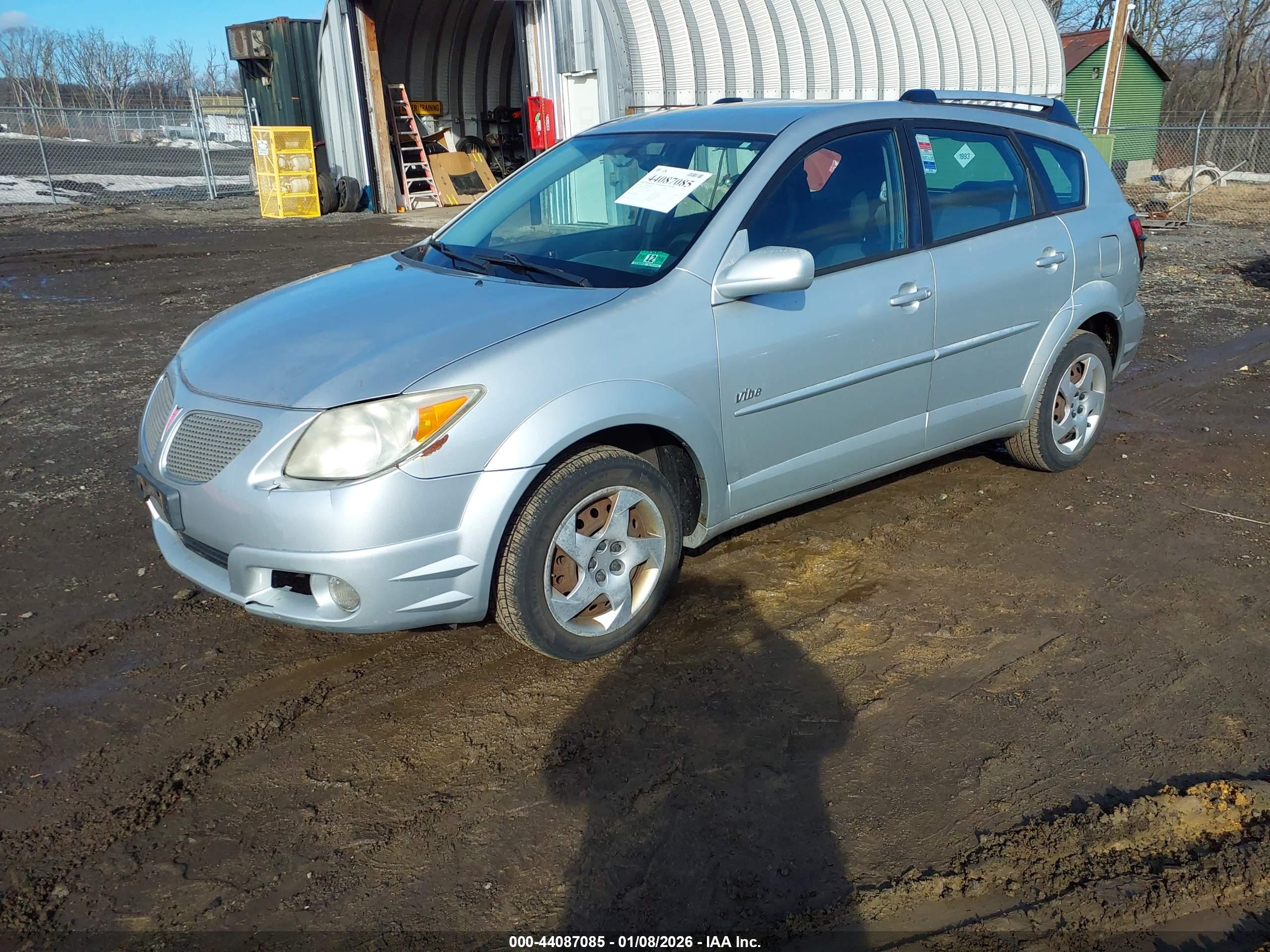 PONTIAC VIBE image 2