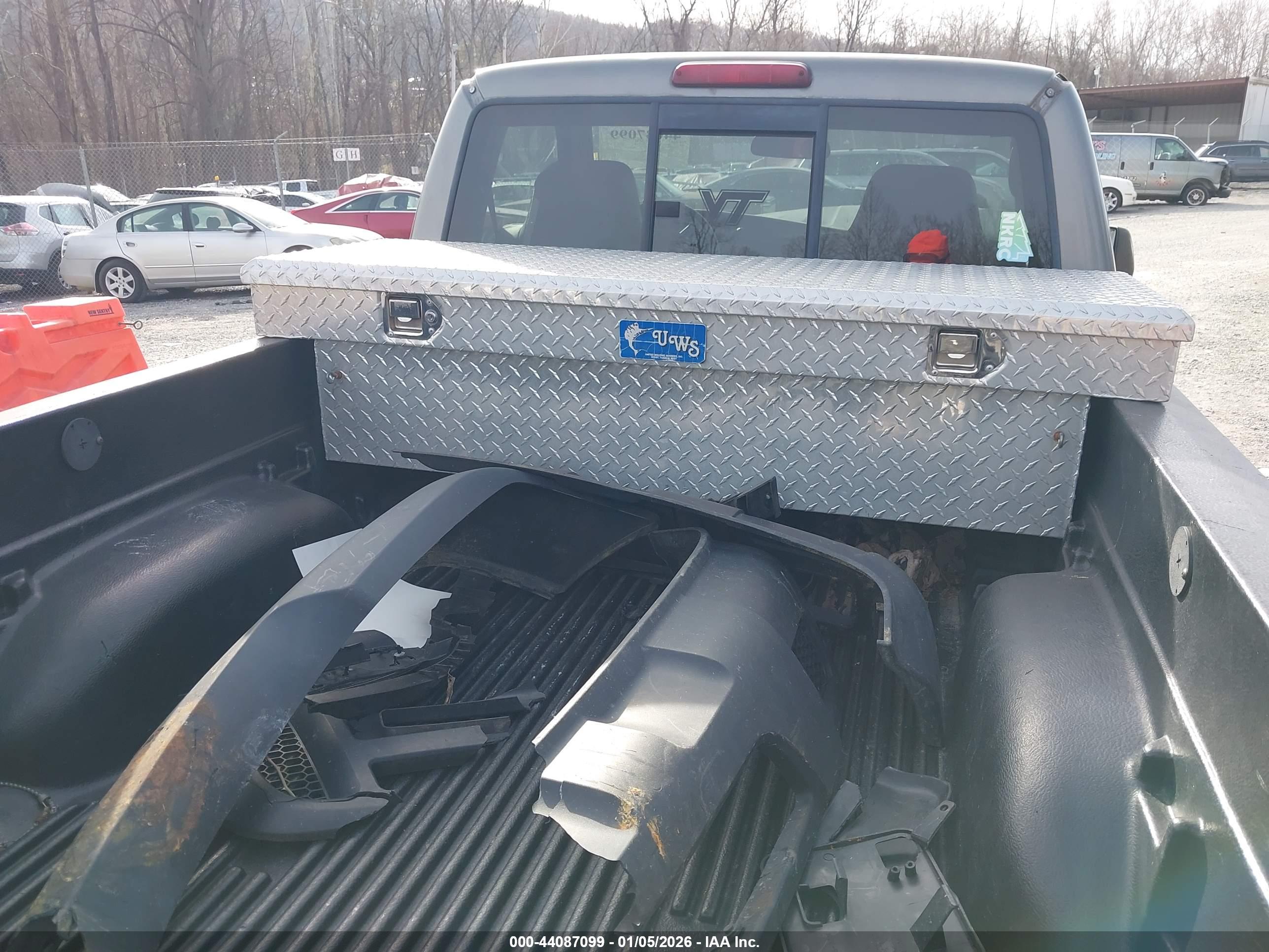 FORD RANGER image 8