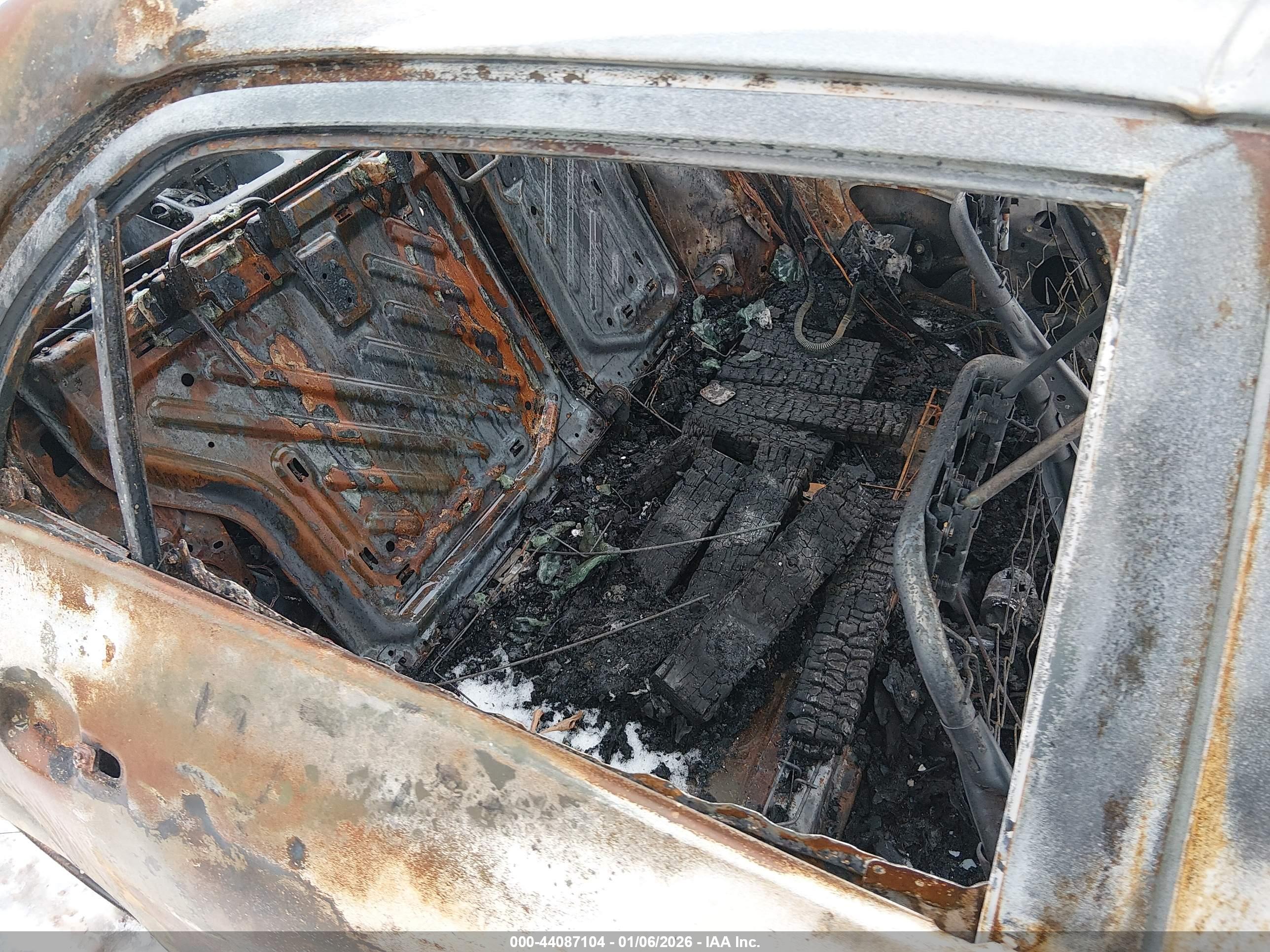 TOYOTA COROLLA image 8