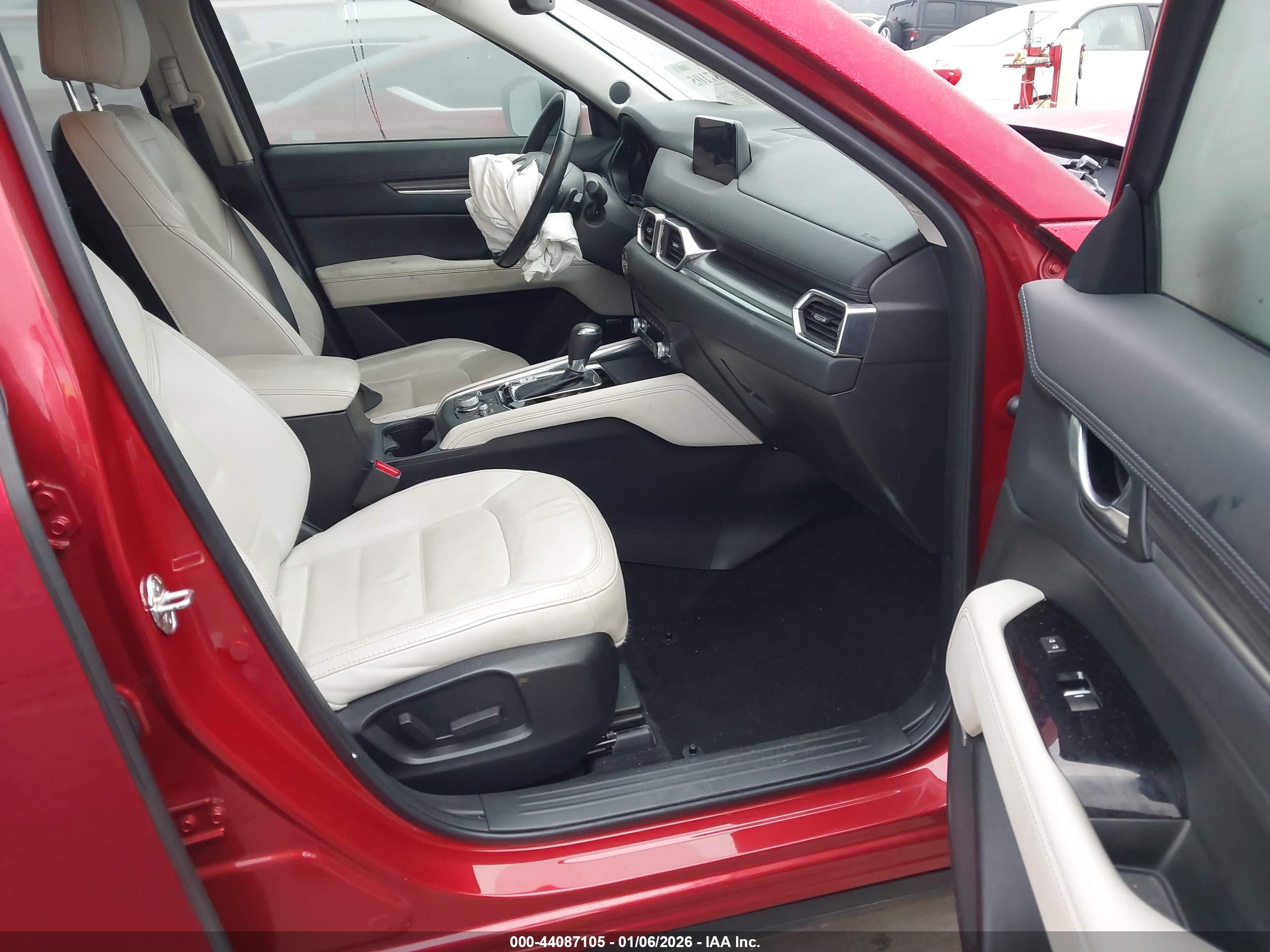 MAZDA CX-5 image 5