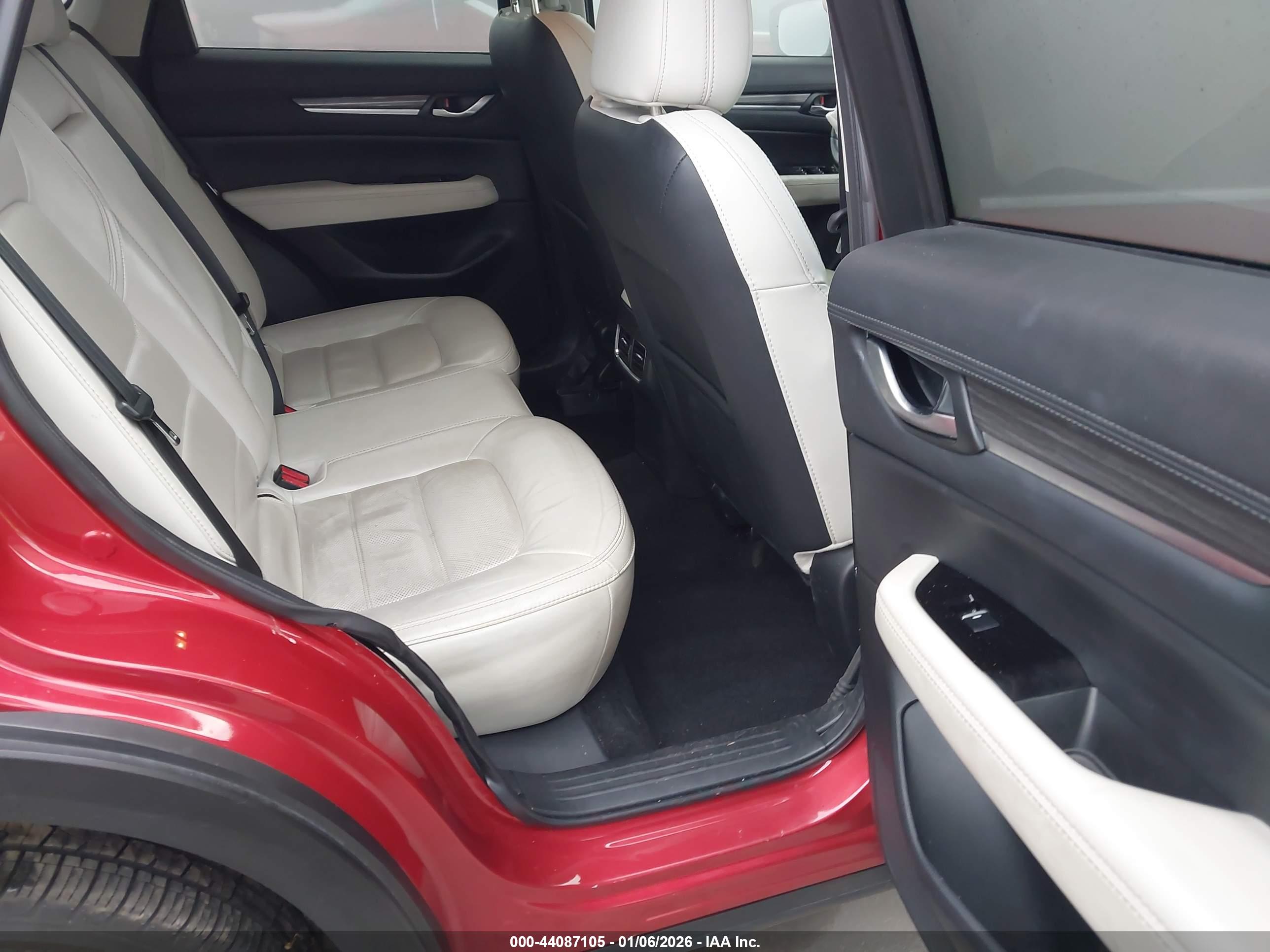 MAZDA CX-5 image 8