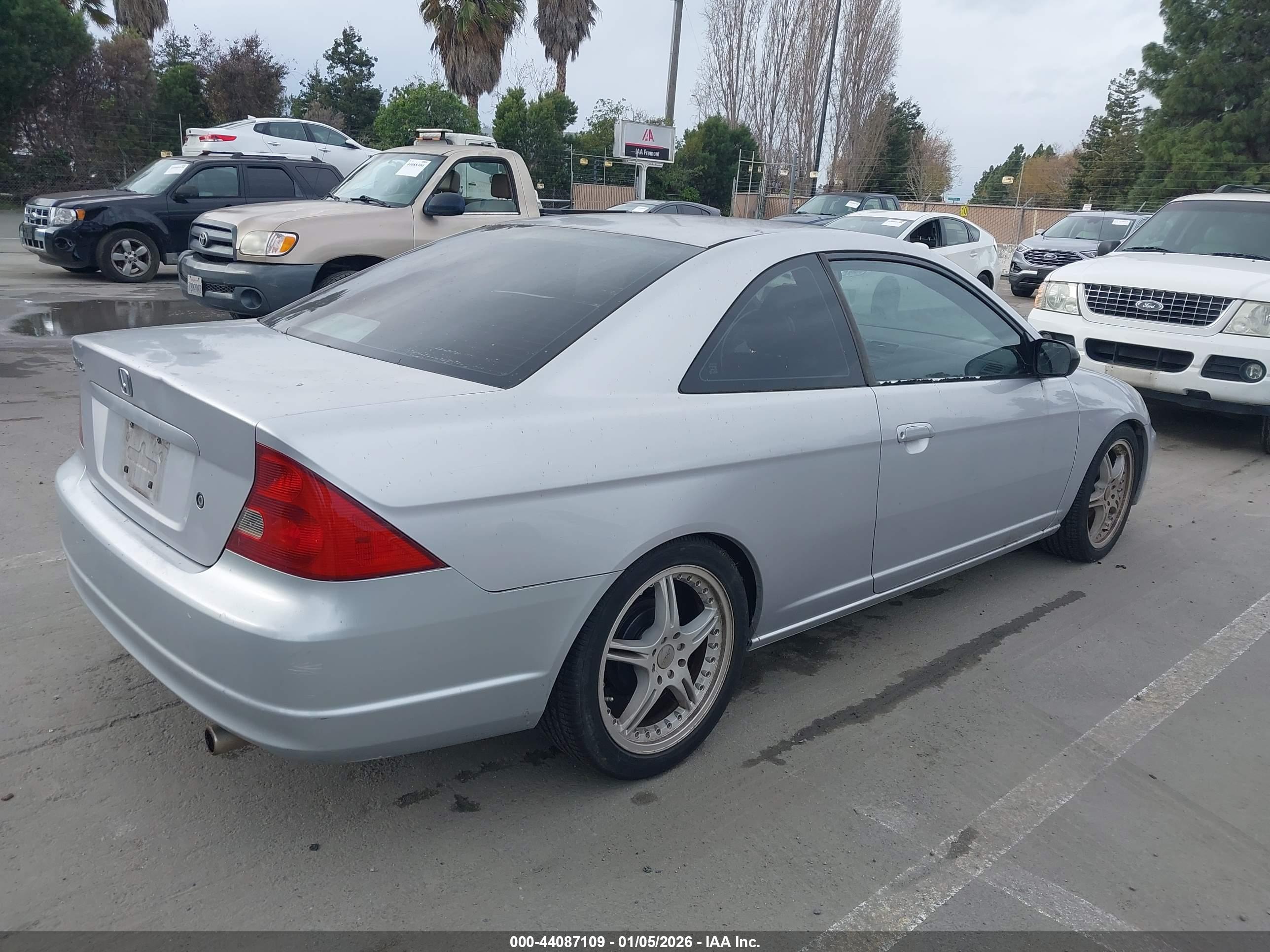 HONDA CIVIC image 4